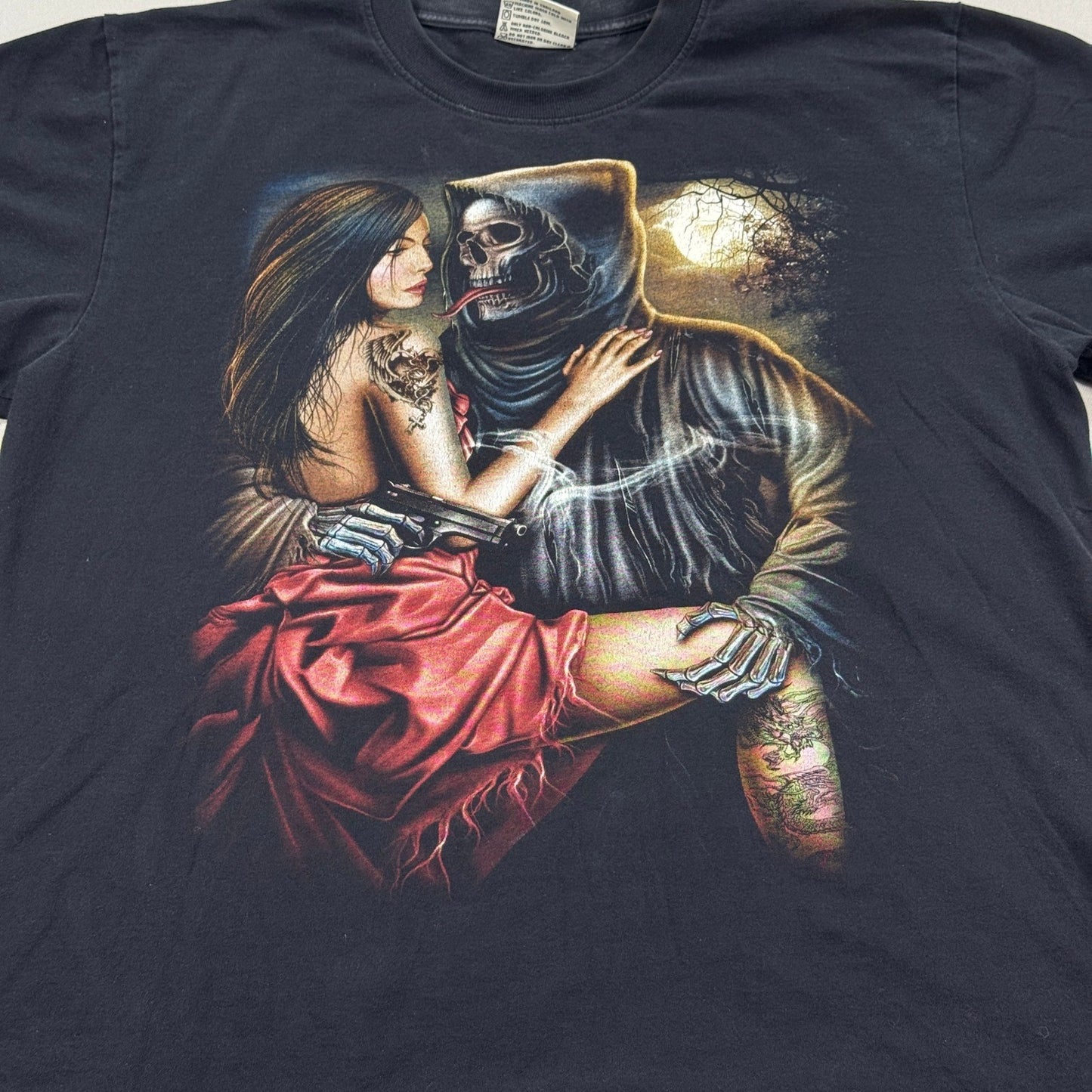 VTG 90's Grunge T-Shirt Gothic Skeleton Skulls With Lady mens XL Single Stitch