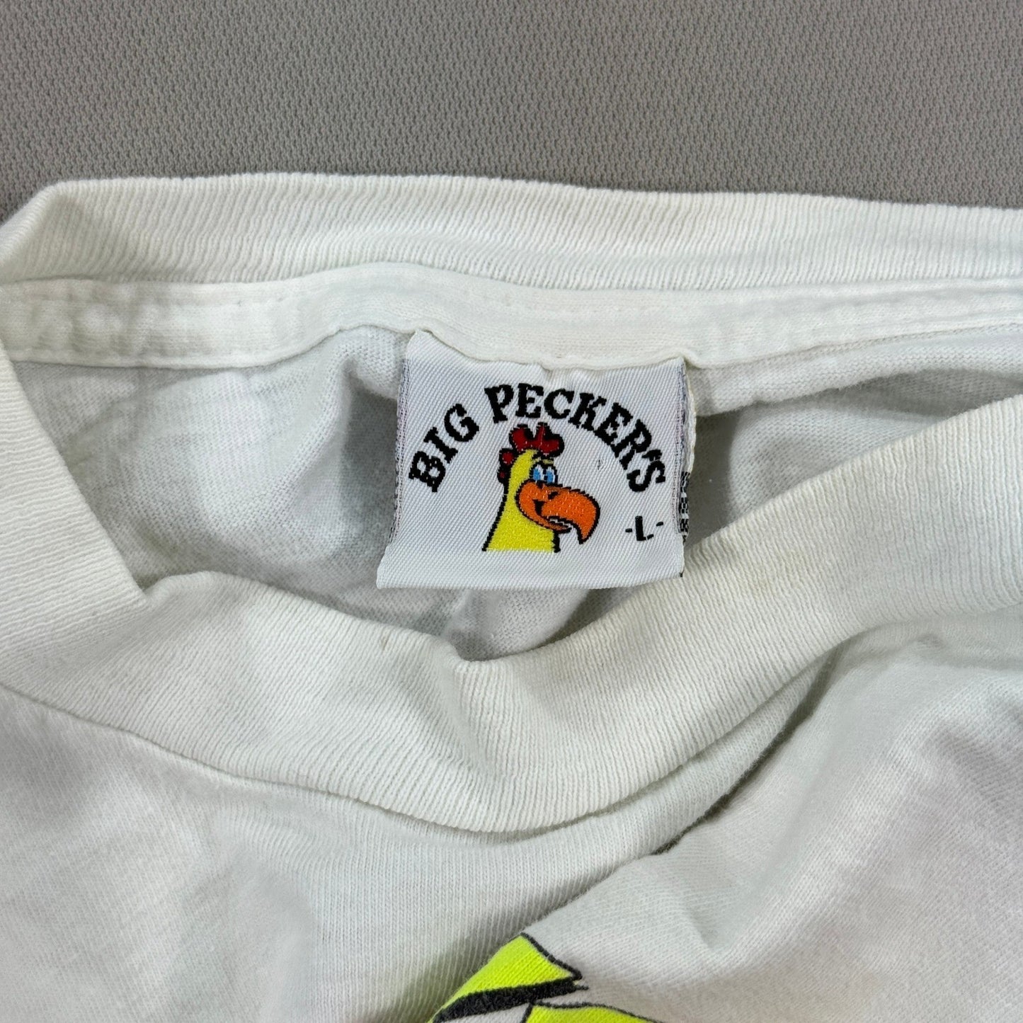 Vintage Big Peckers T-Shirt 90s mens Large Surfing Cartoon Single Stitch