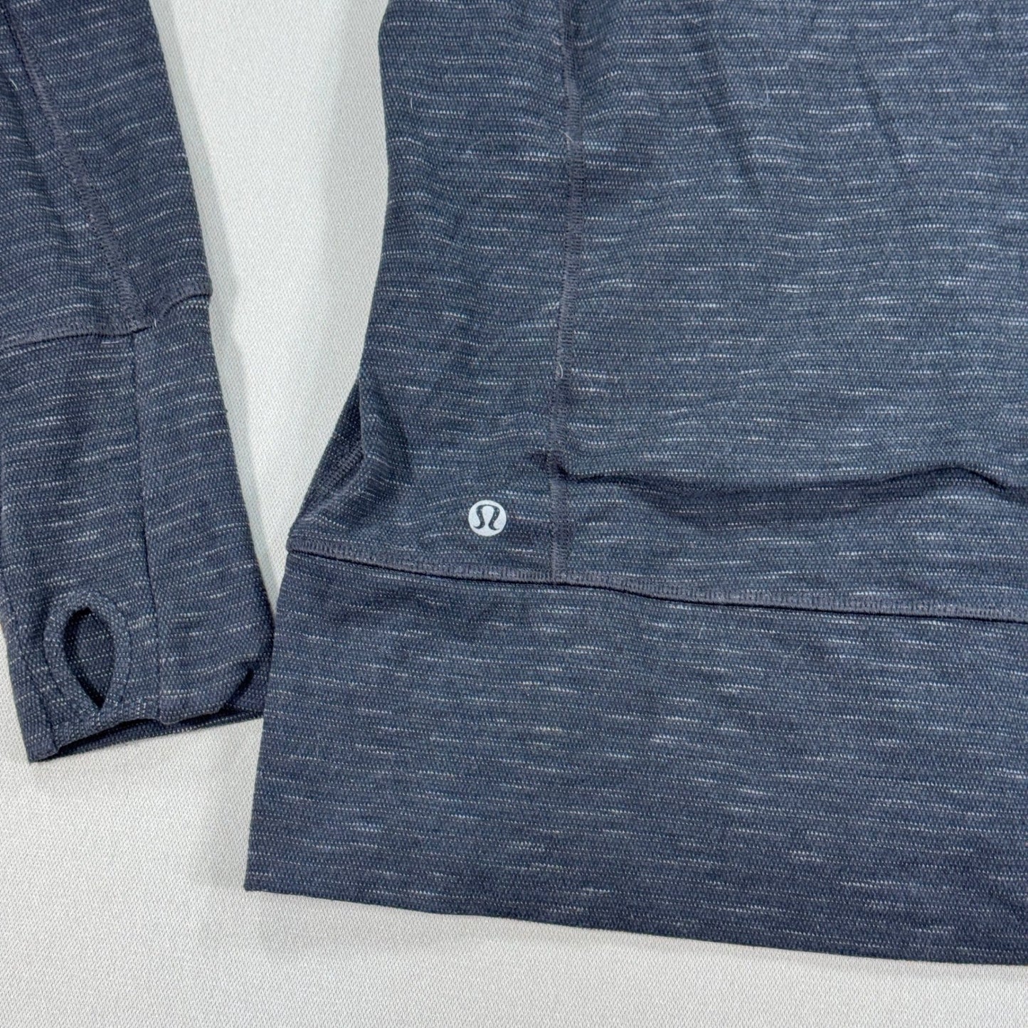 Lululemon Define Jacket Womens Size 6 Gray Black Thumbhole Full Zip Mock Neck