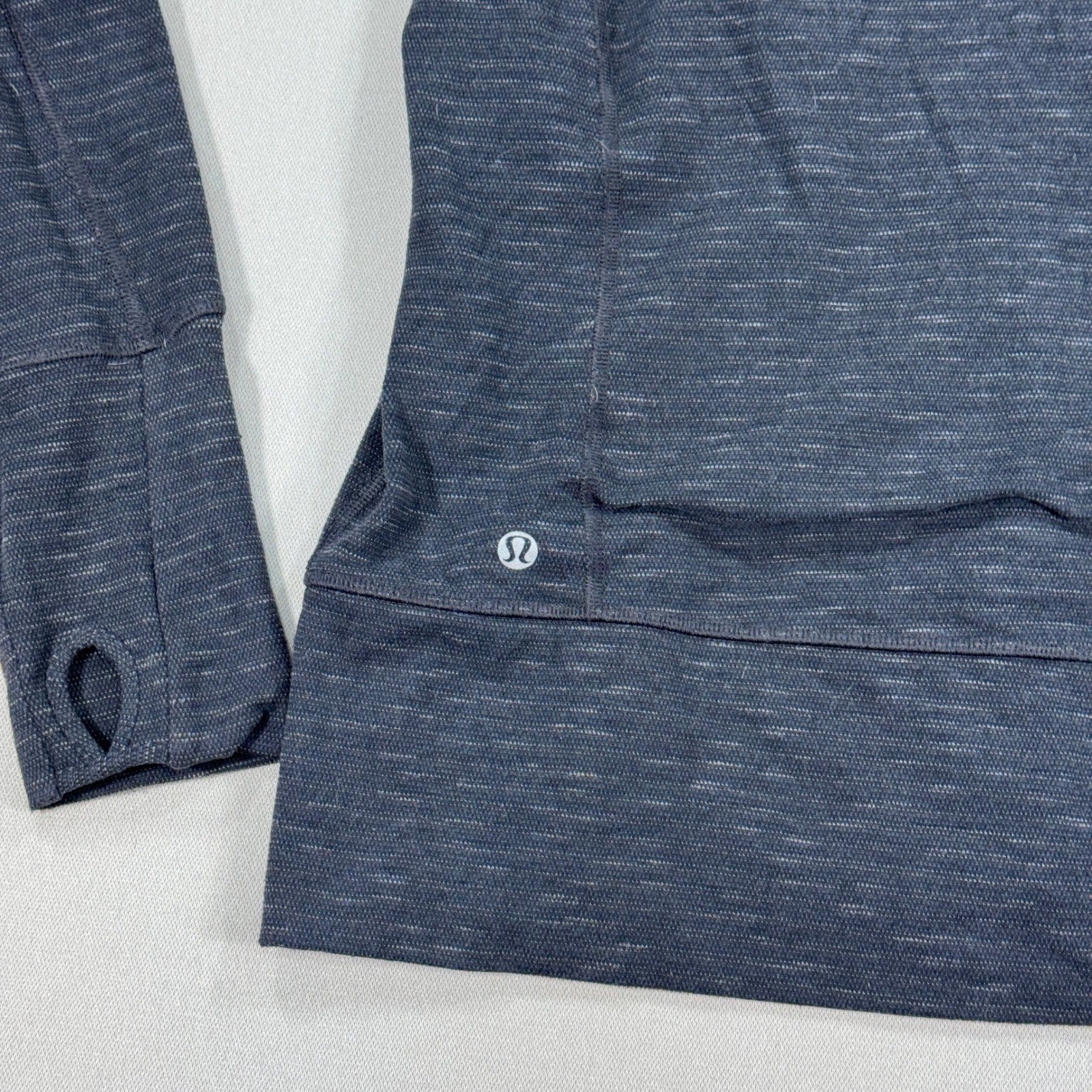 Lululemon Define Jacket Womens Size 6 Gray Black Thumbhole Full Zip Mock Neck