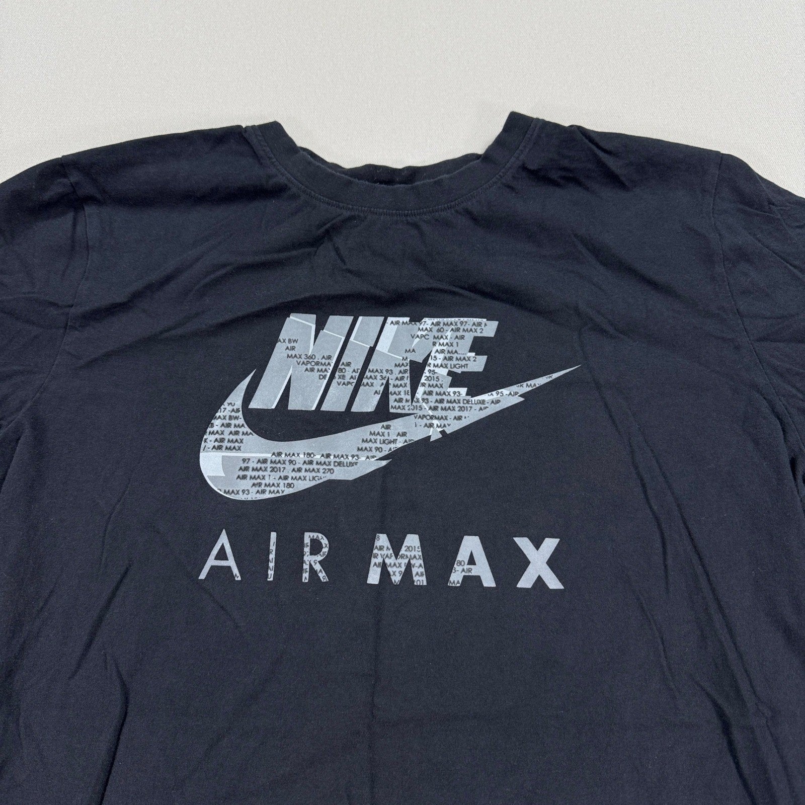 Nike Air Max Graphic Print T-Shirt mens XL Black Short Sleeve Casual Crew Neck