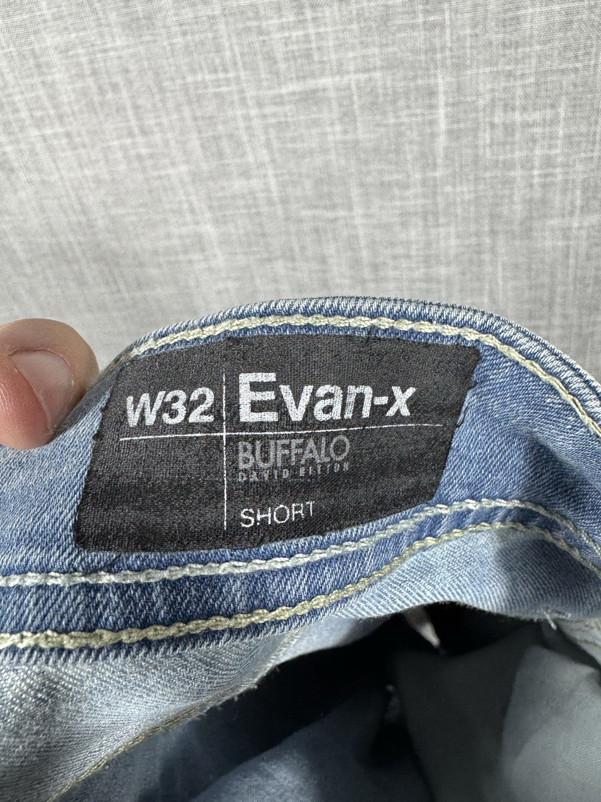 Buffalo David Bitton Evan X Blue Shorts Light Wash Mens Size 32