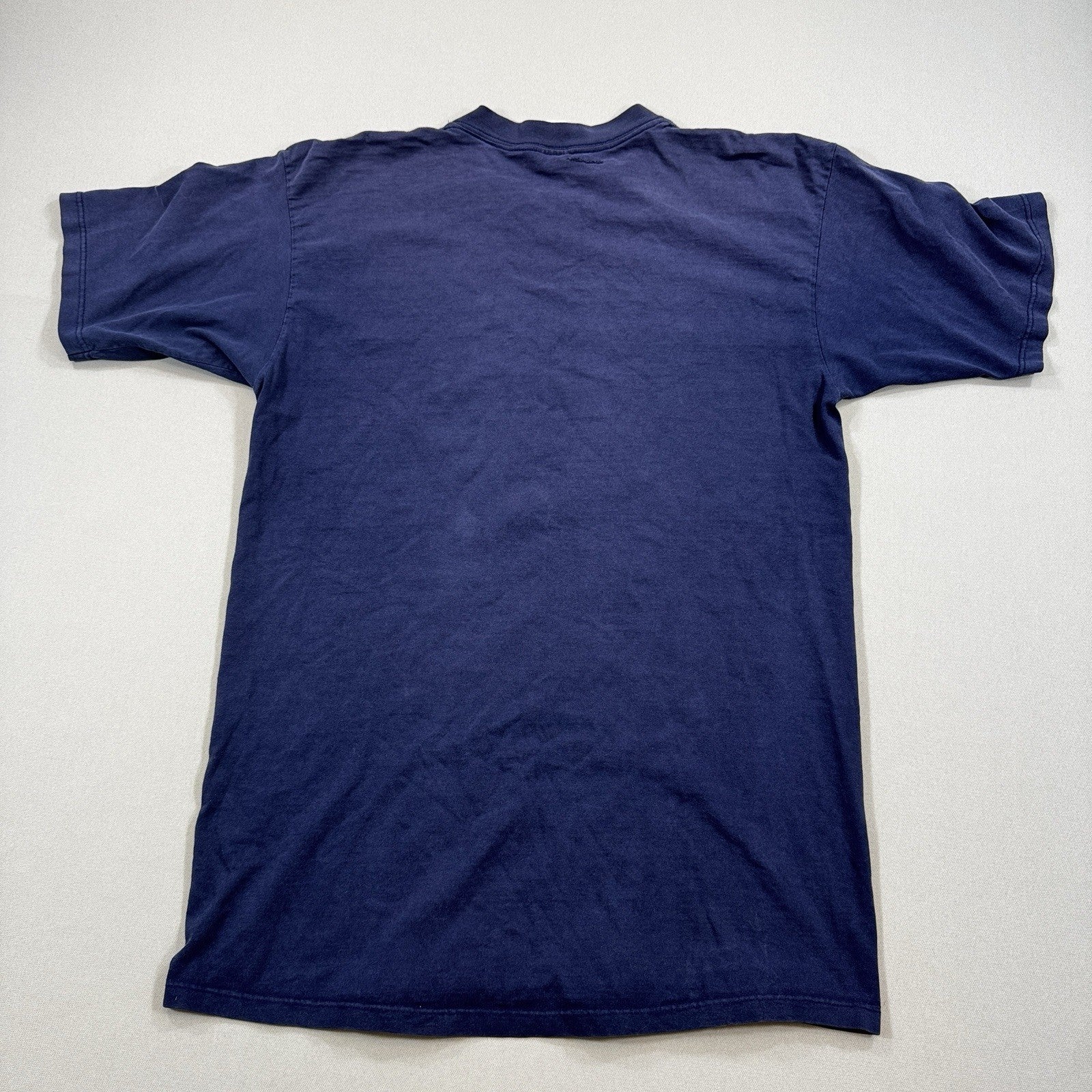 Trench Cleveland Indians T-Shirt mens Large Blue Made in Canada Single Stitch