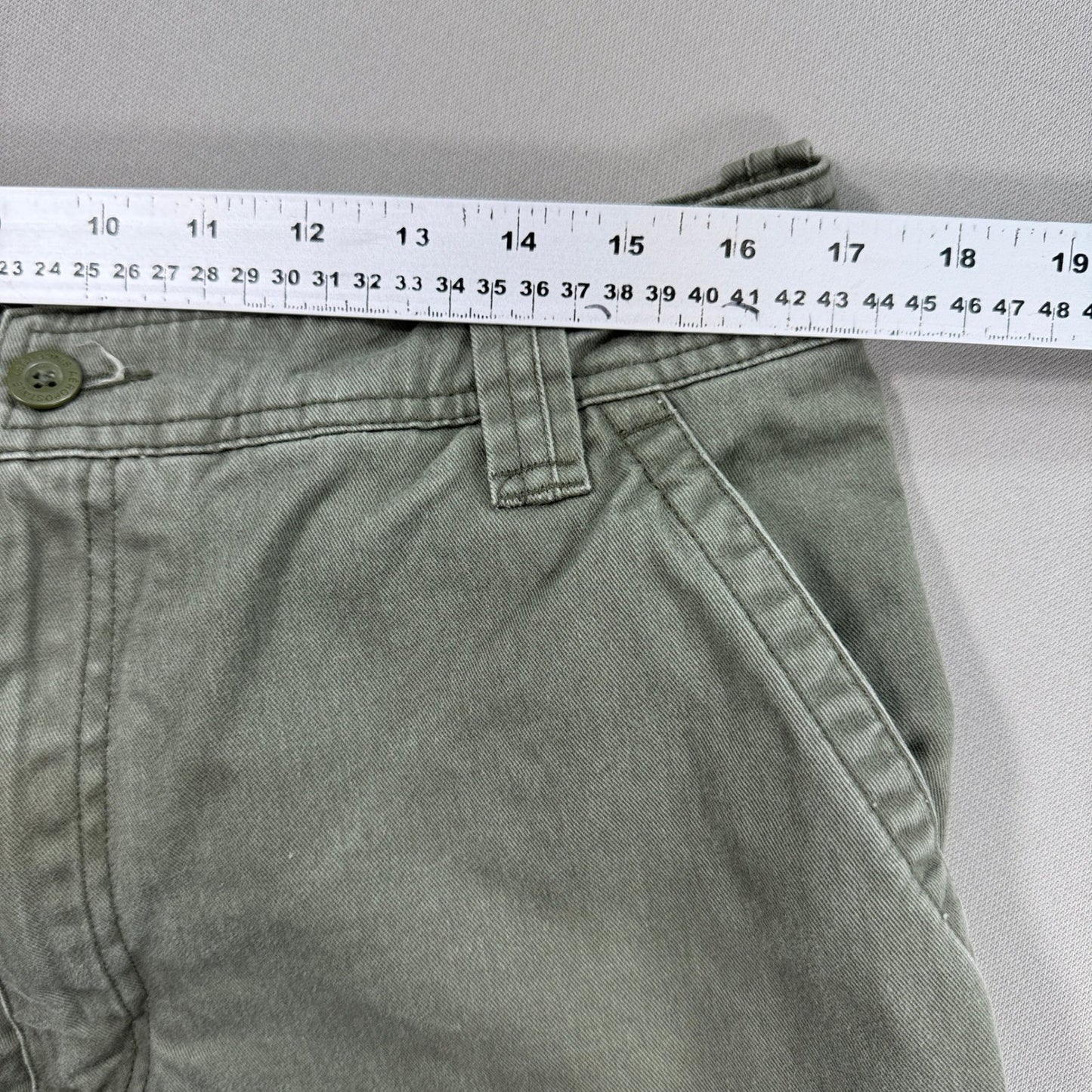 Aeropostale A87 Capri Pants Men's 34x32 Olive Green Cargo Pockets Wide Leg