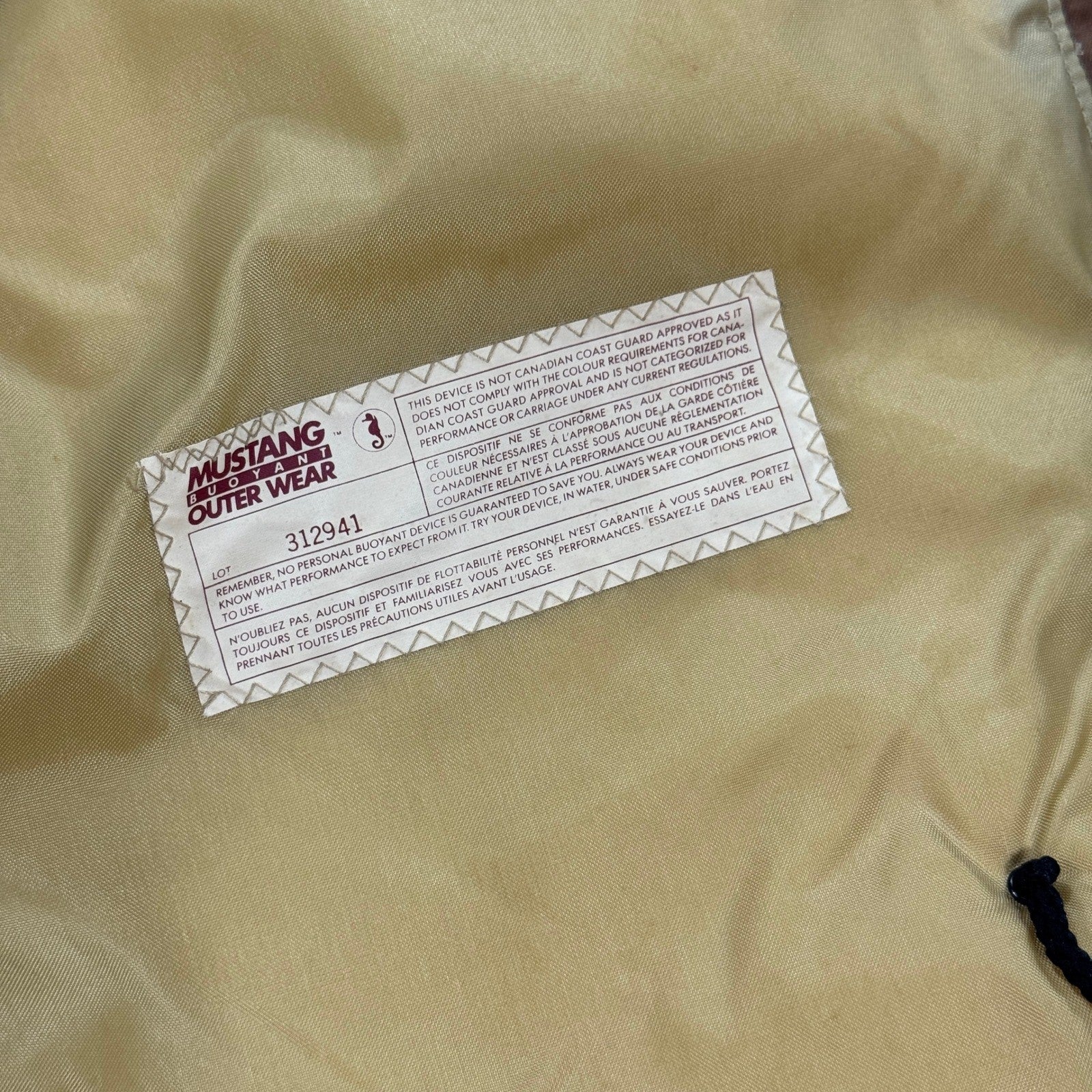 Vintage Mustang Buoyant Jacket Outerwear mens XL Camo Tan Floater Coat Hunting