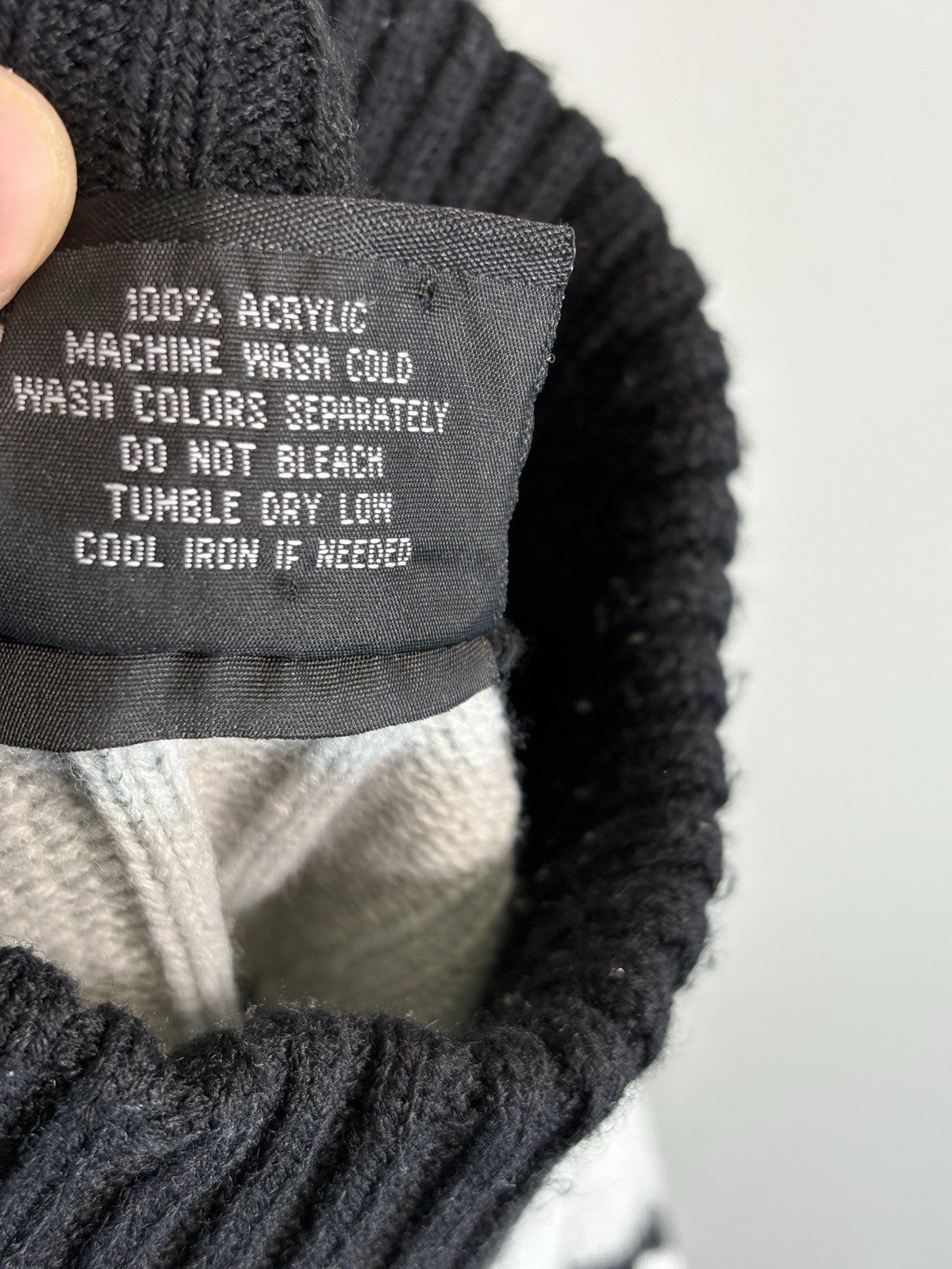 SOUTHPOLE Authentic Collection Mens XL Knit Turtleneck Sweater Striped