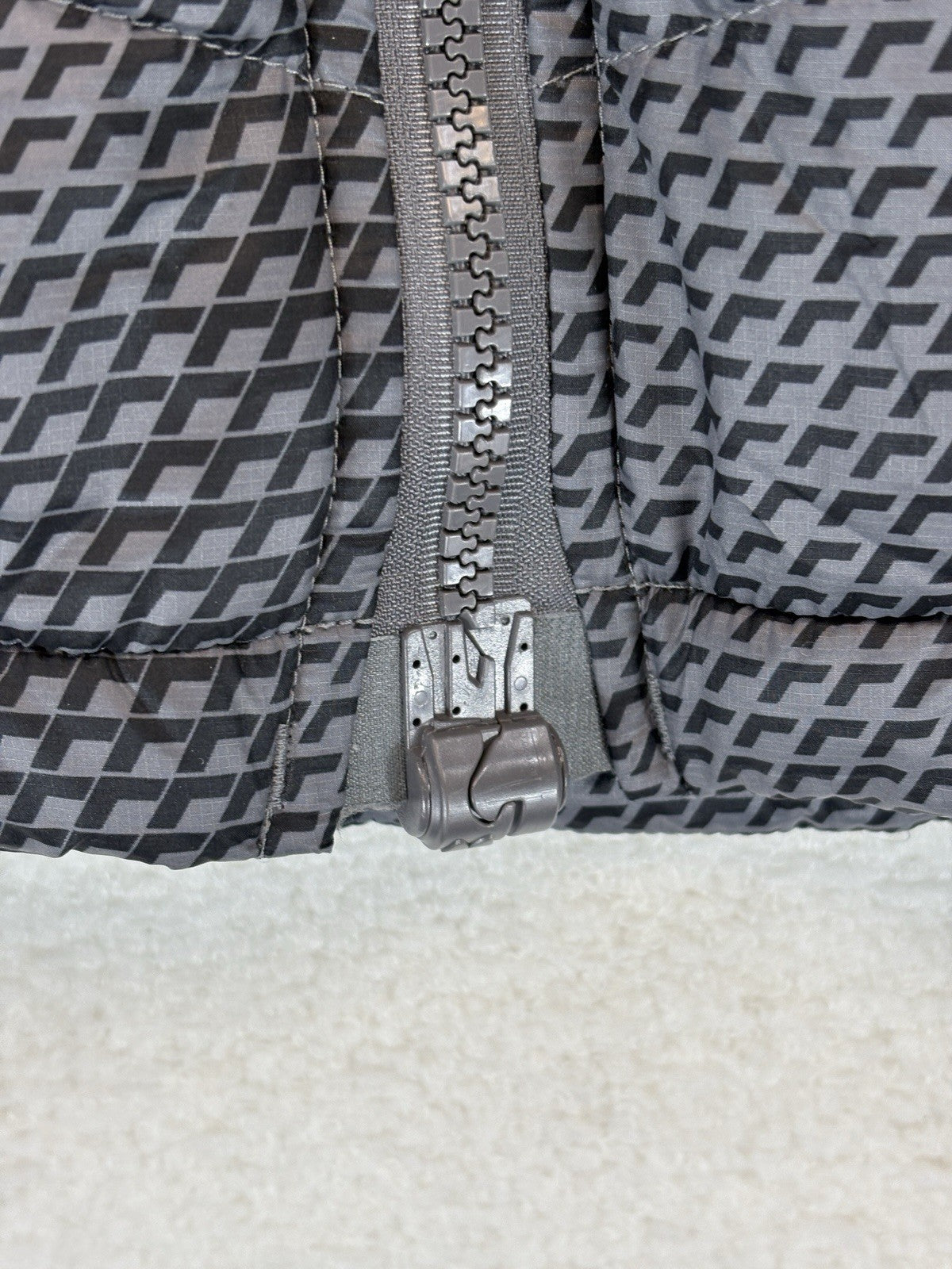 Under Armour Puffer Jacket mens XL Black ColdGear Reactor Full Zip Lightweight