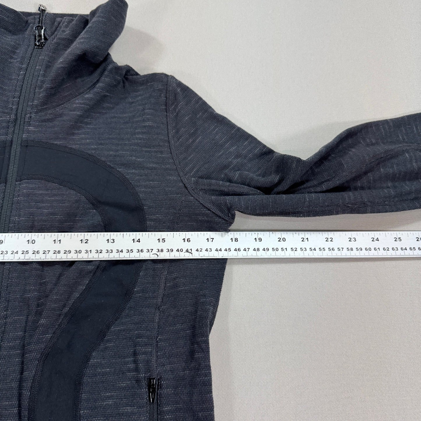 Lululemon Define Jacket Womens Size 6 Gray Black Thumbhole Full Zip Mock Neck