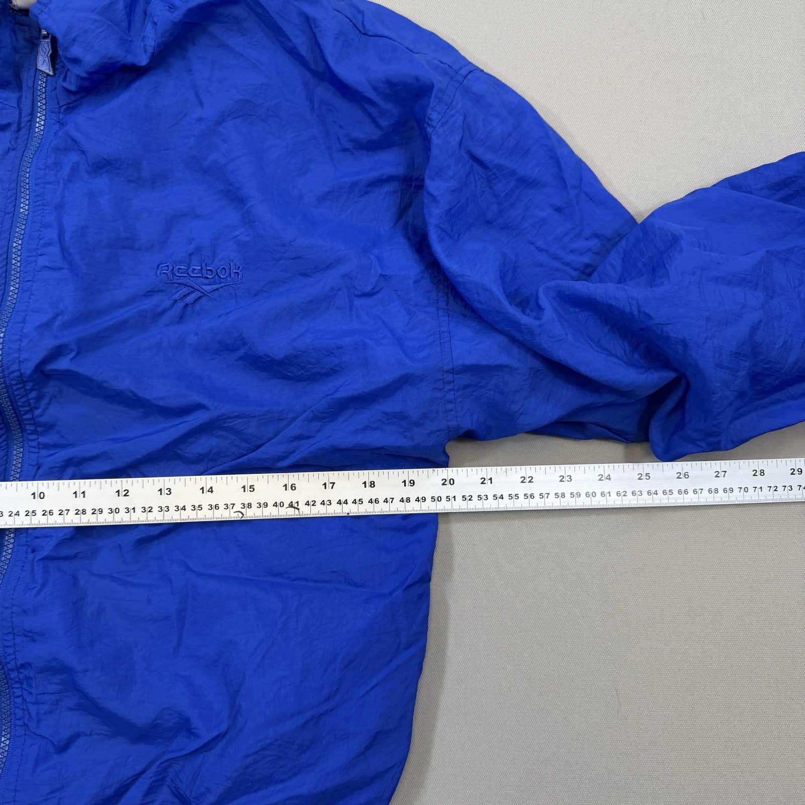 Vintage Reebok Full Zip Windbreaker mens Large Blue Track Jacket 100% Nylon