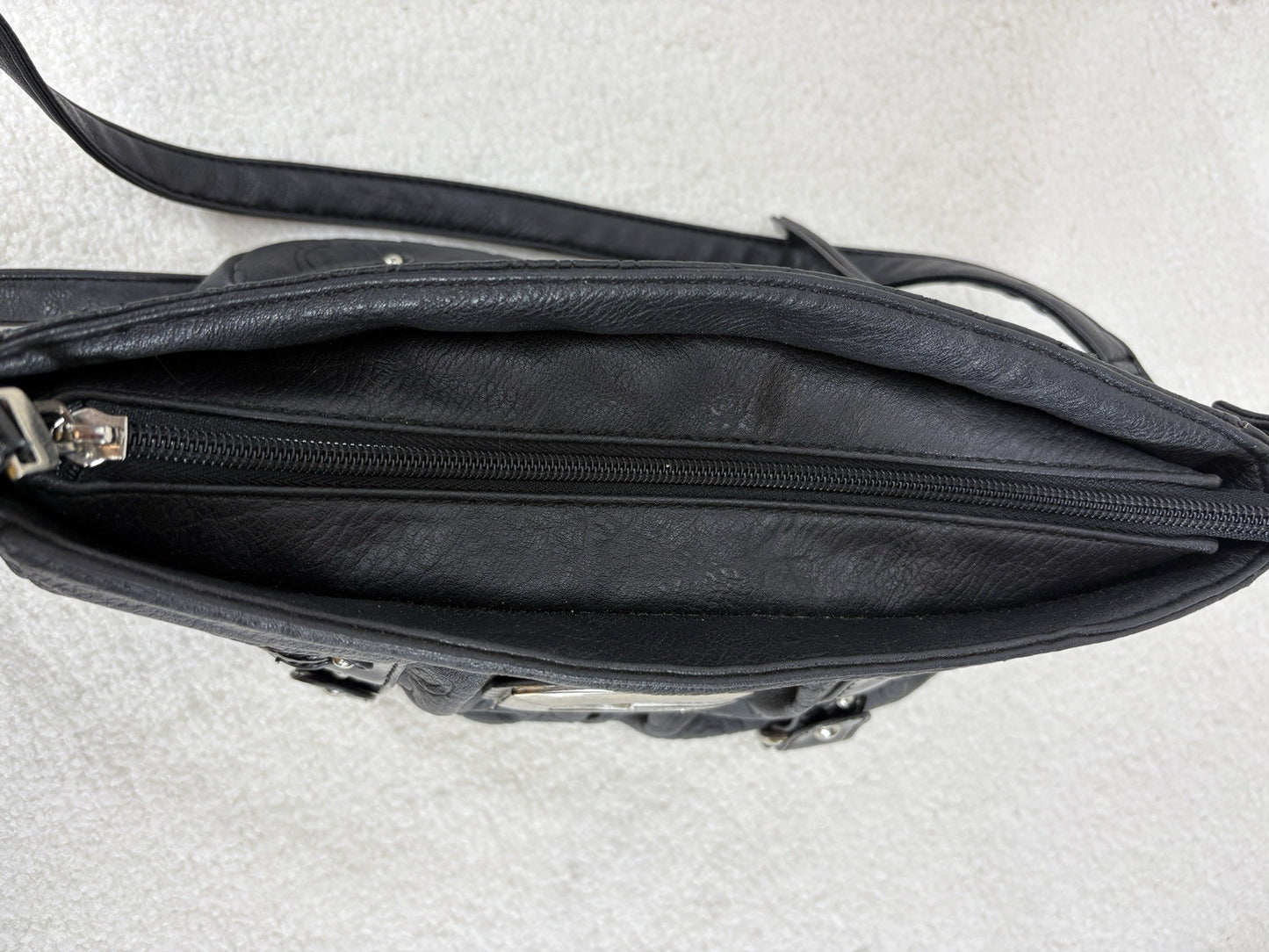 Vintage GUSSACI Black Handbag Full Zip Adjustable Leather