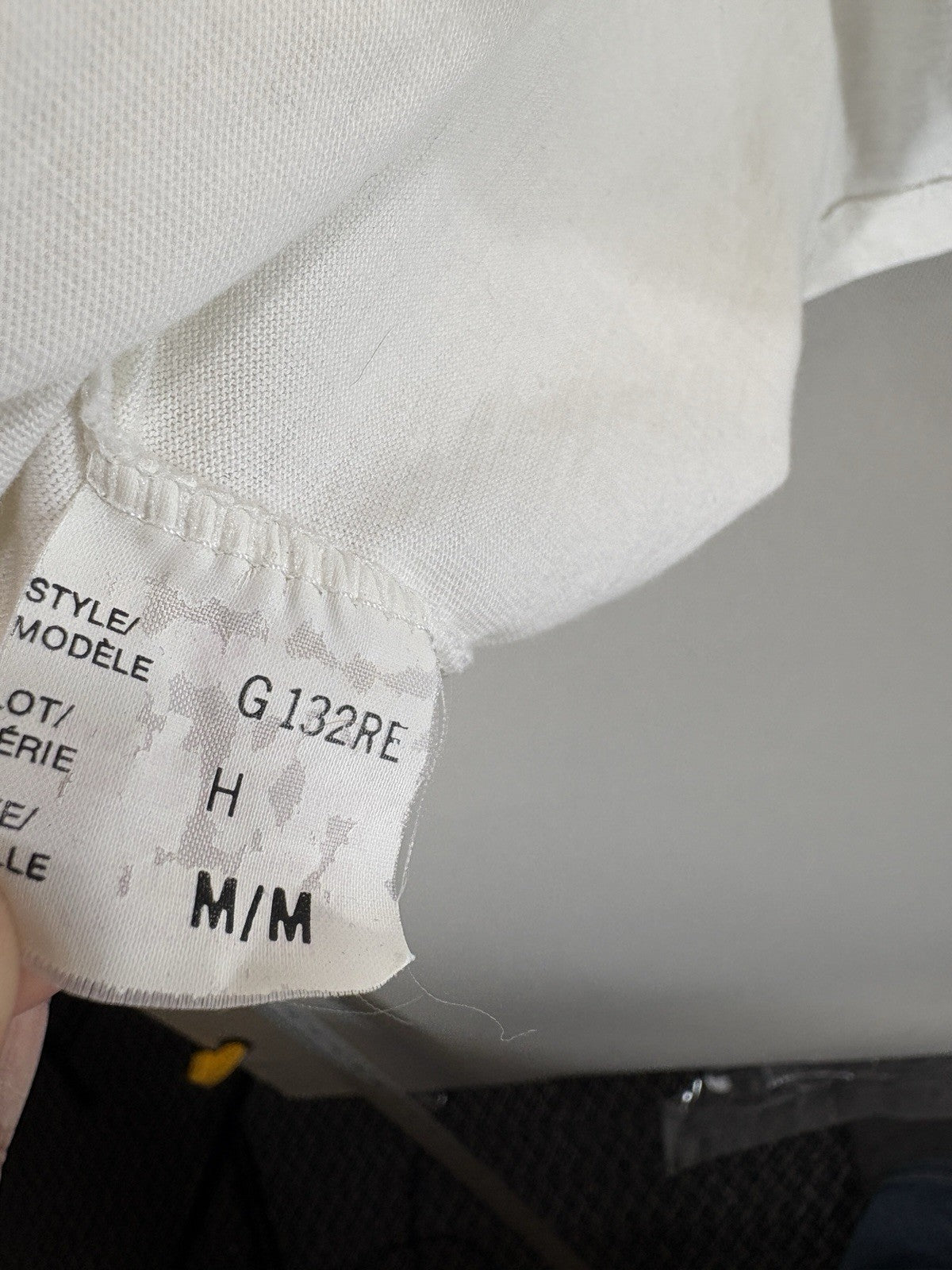 Vintage Garfield Virgo Jim Davis White Graphic Shirt Womens Medium Made in USA