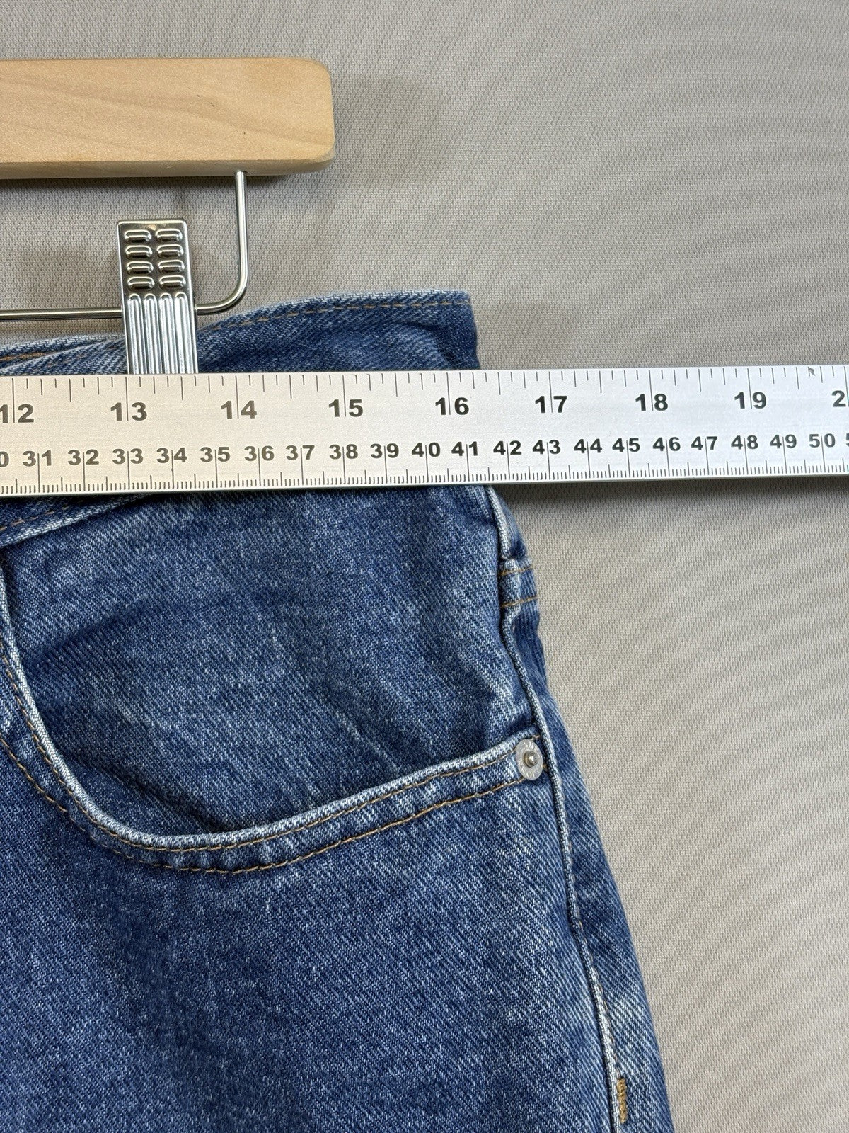 Vintage Tommy Hilfiger Freedom Jeans Y2K Button Fly mens Size 34