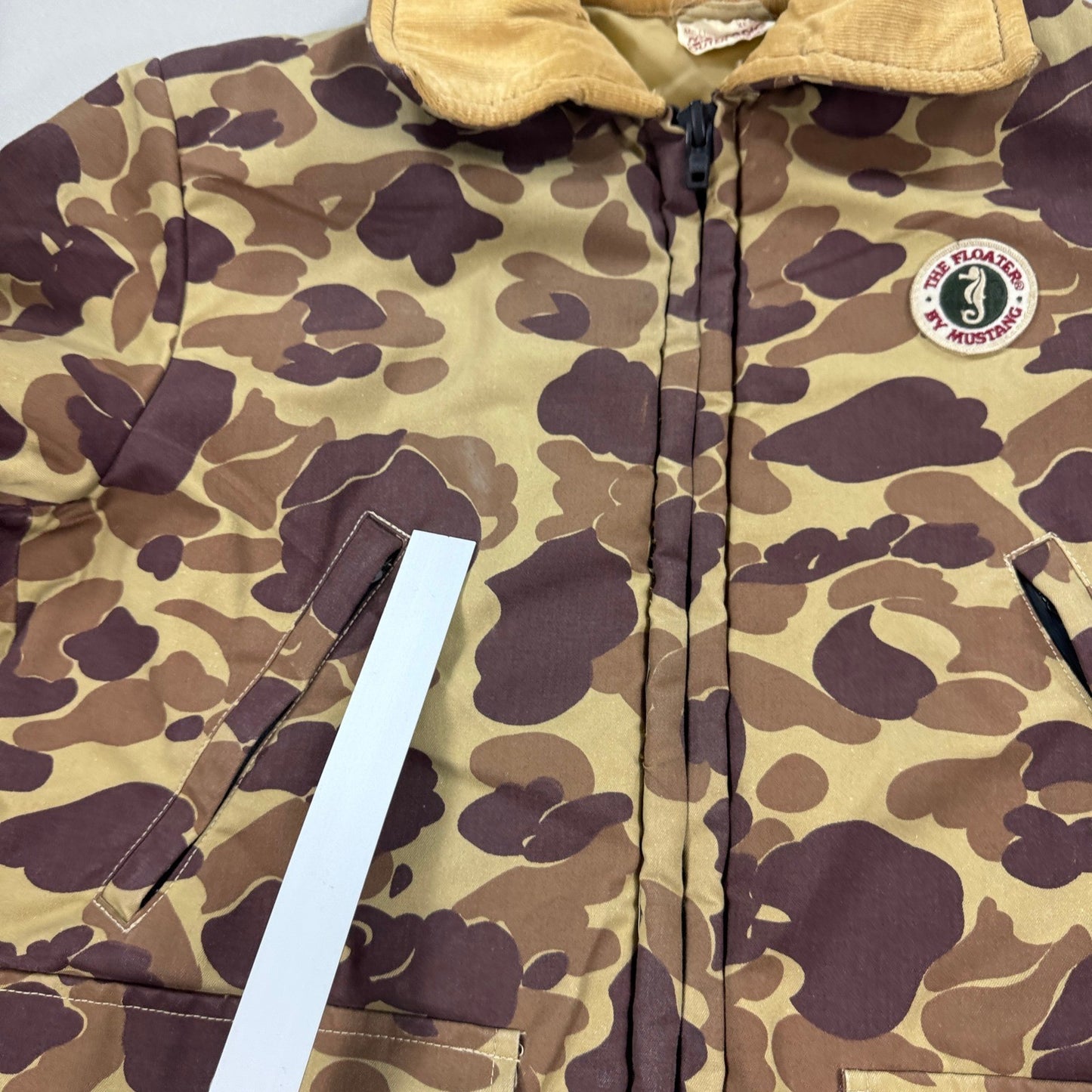 Vintage Mustang Buoyant Jacket Outerwear mens XL Camo Tan Floater Coat Hunting