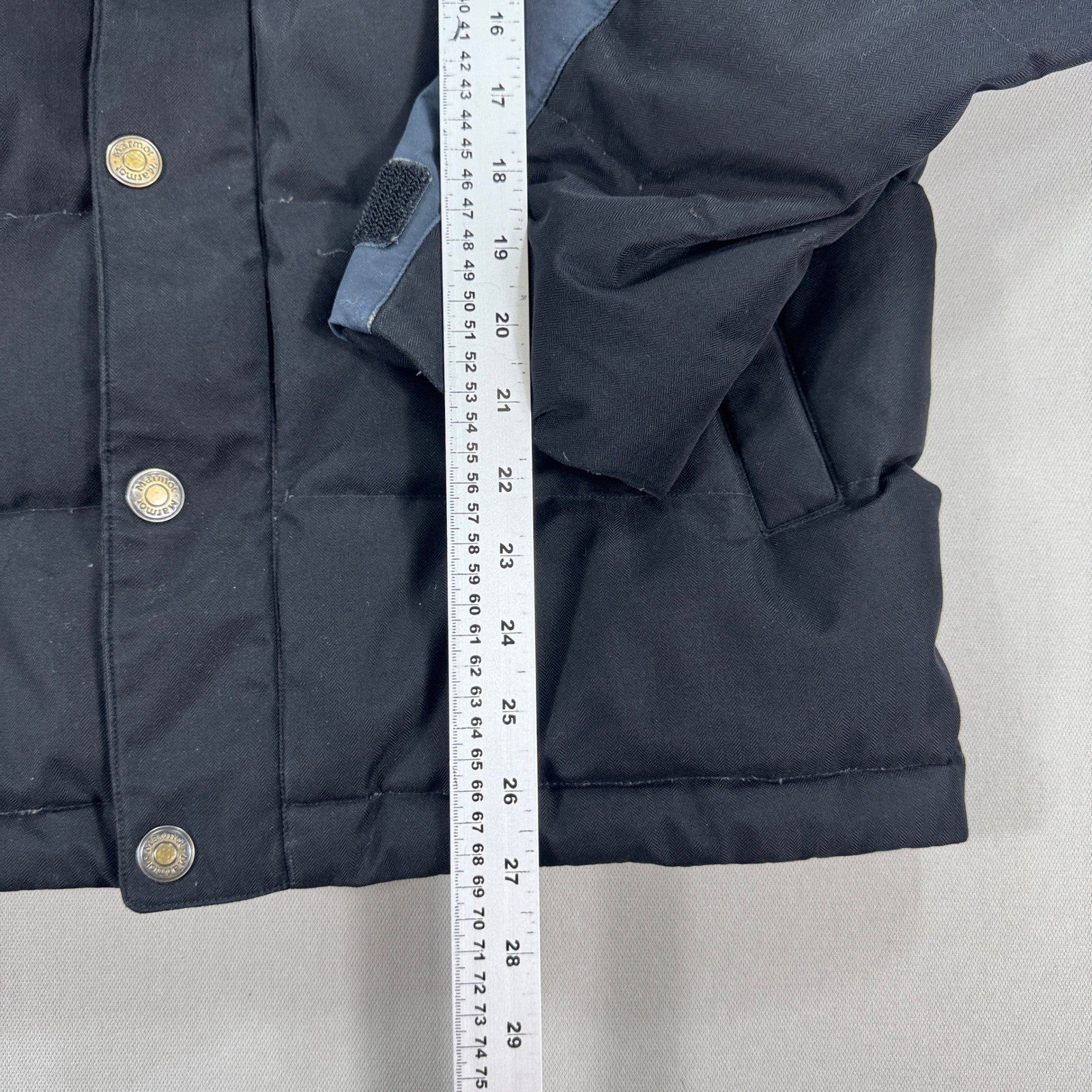 Marmot 700 Down Filled Coat mens Medium Two Toned Winter Coat