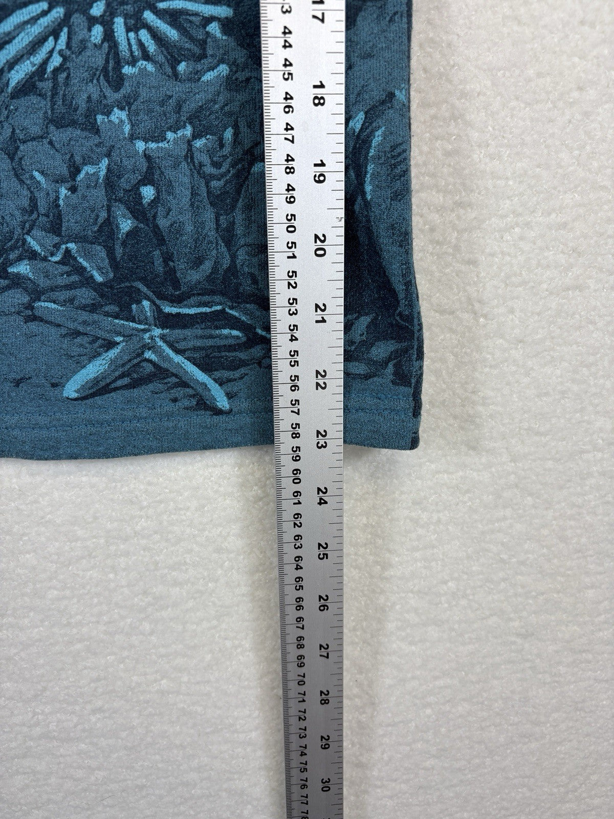 vtg 90s DOLPHIN ALL-OVER PRINT T-Shirt L hawaii nature ocean beach embroidered