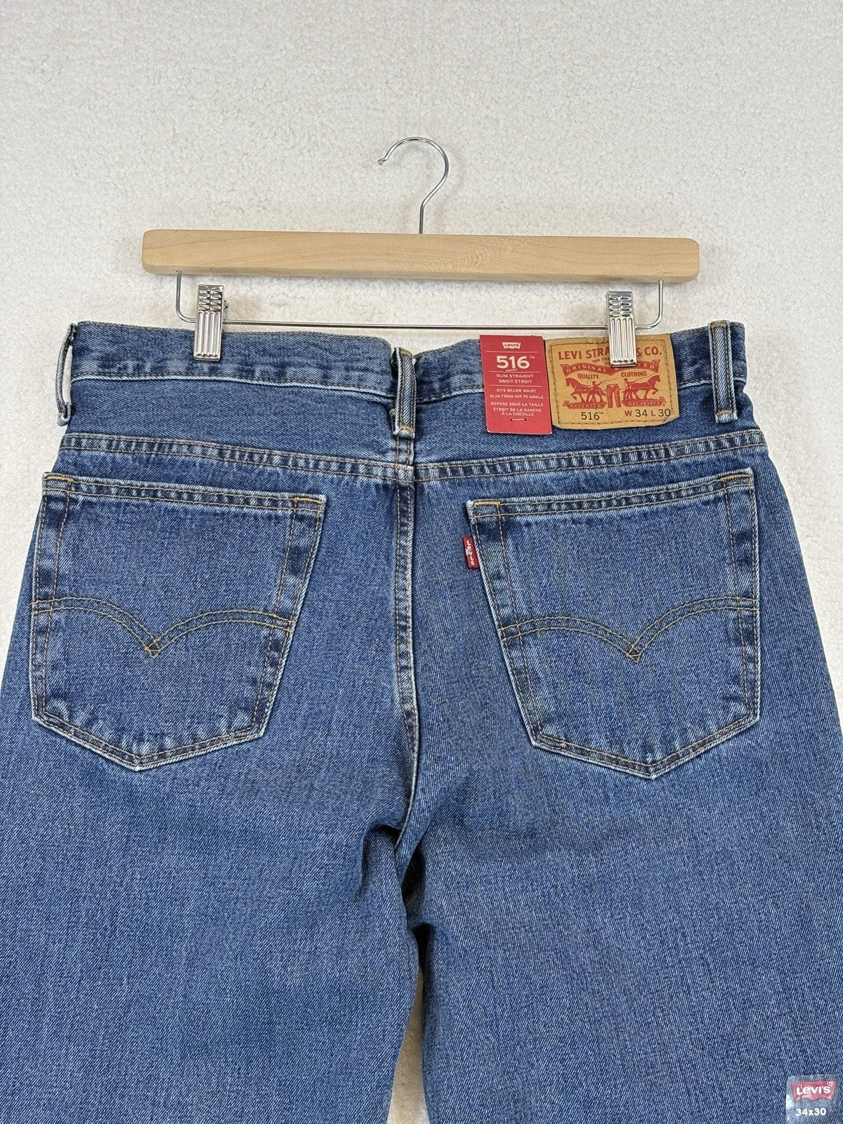 Levi's 516 Slim Straight Jeans Mens 34x30 Medium Wash NEW