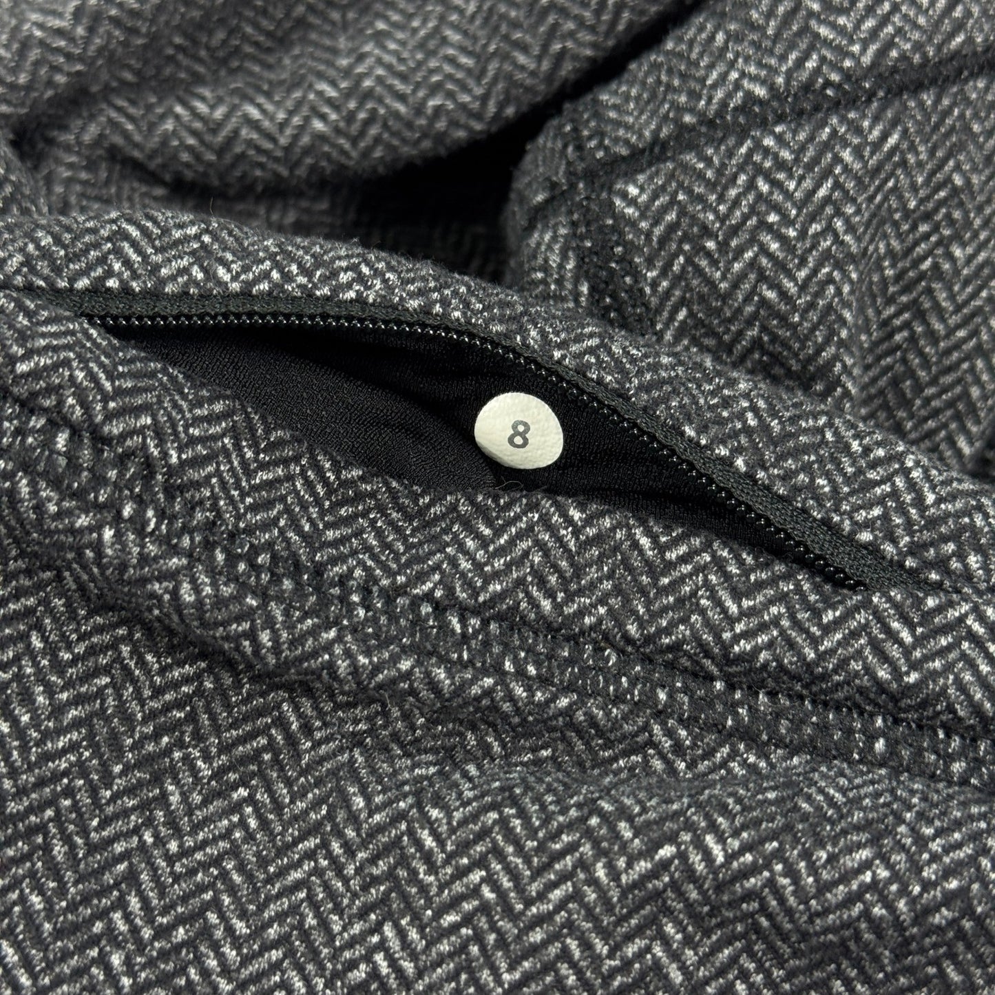 Lululemon Base Runner Jacket Womens Size 8 Gray Black Herringbone Zipped Pockets
