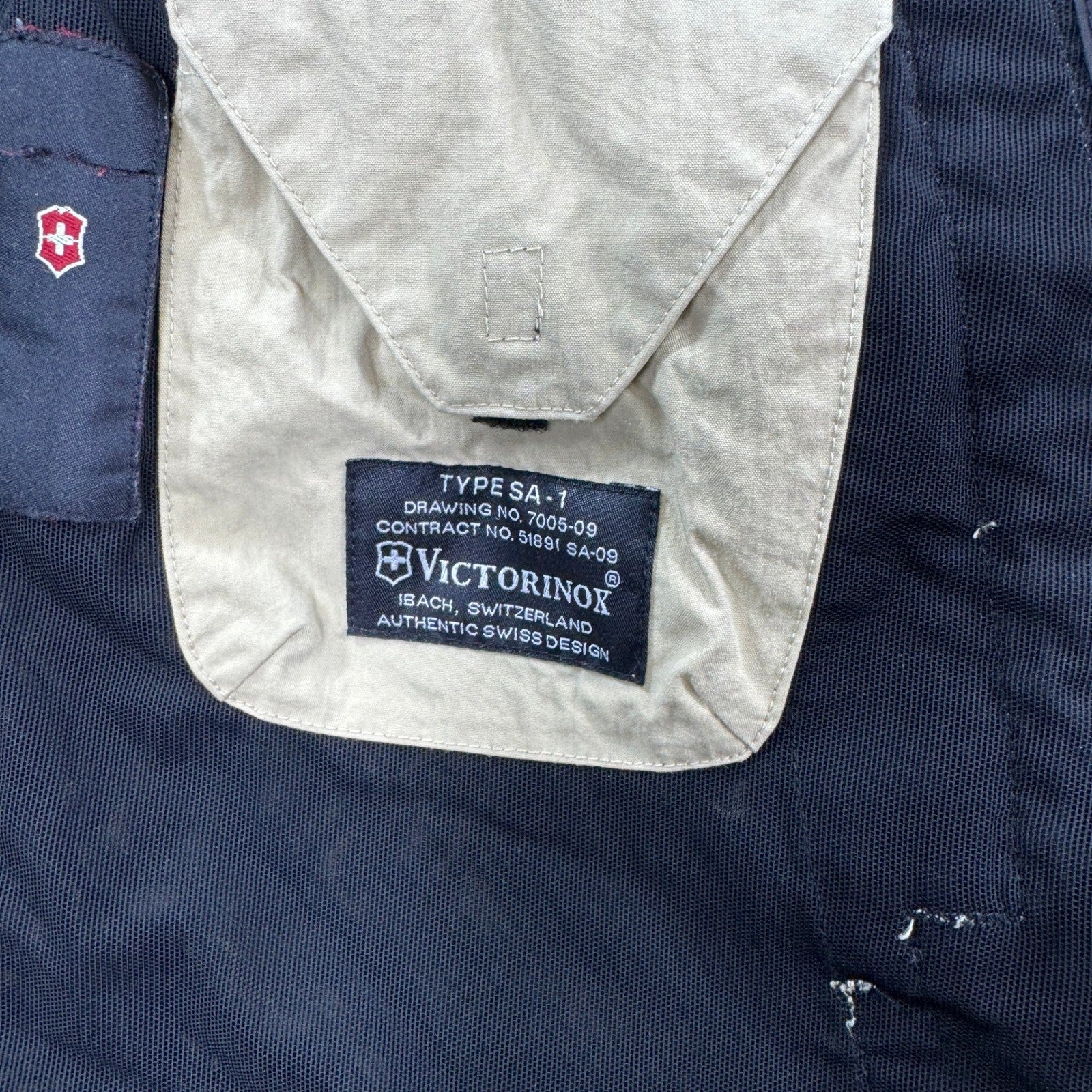 Victorinox Mens Full Zip Hooded Jacket Beige Swiss Army Coat Outdoor Medium