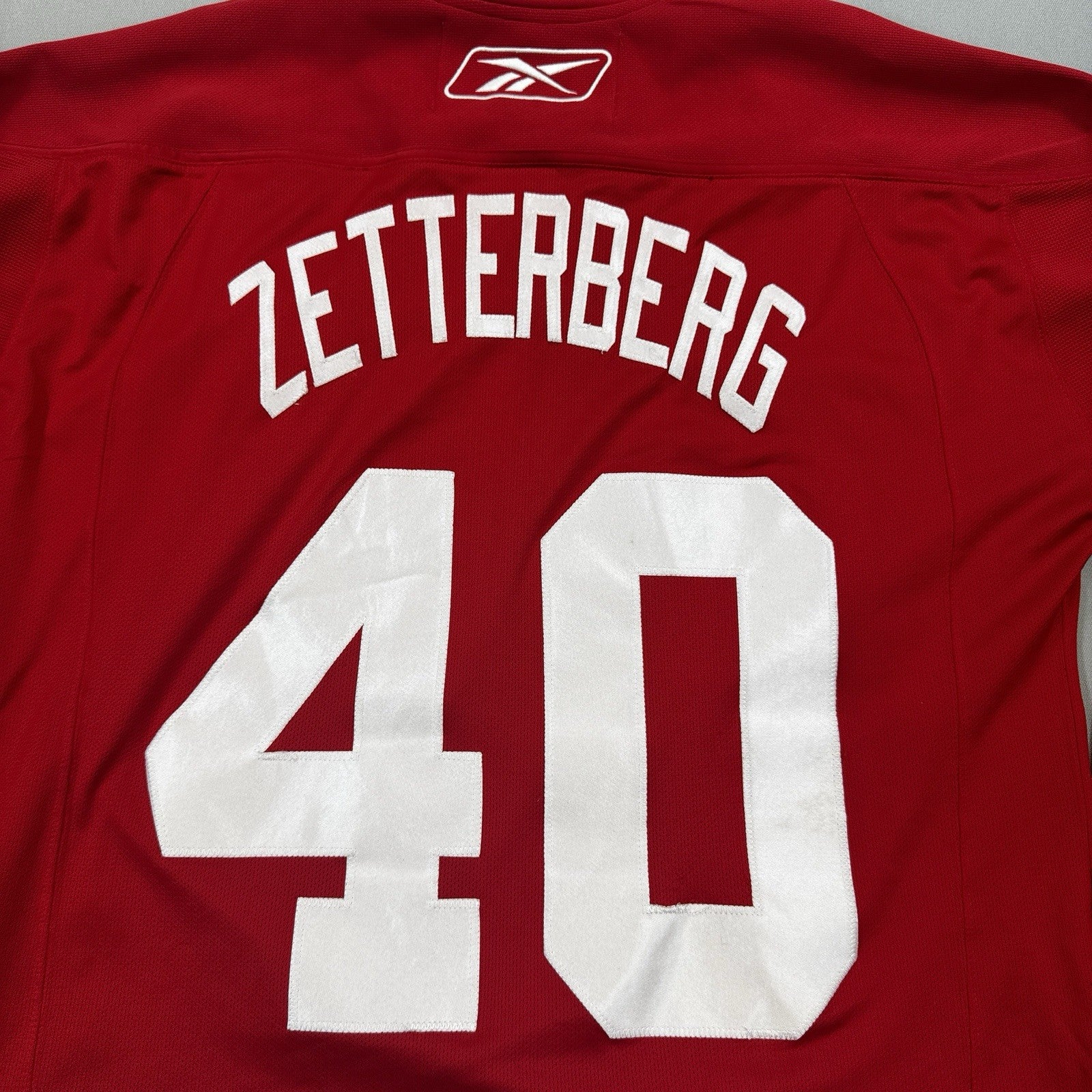 HENRIK ZETTERBERG DETROIT RED WINGS REEBOK RED JERSEY “A” SIZE Large,CCM