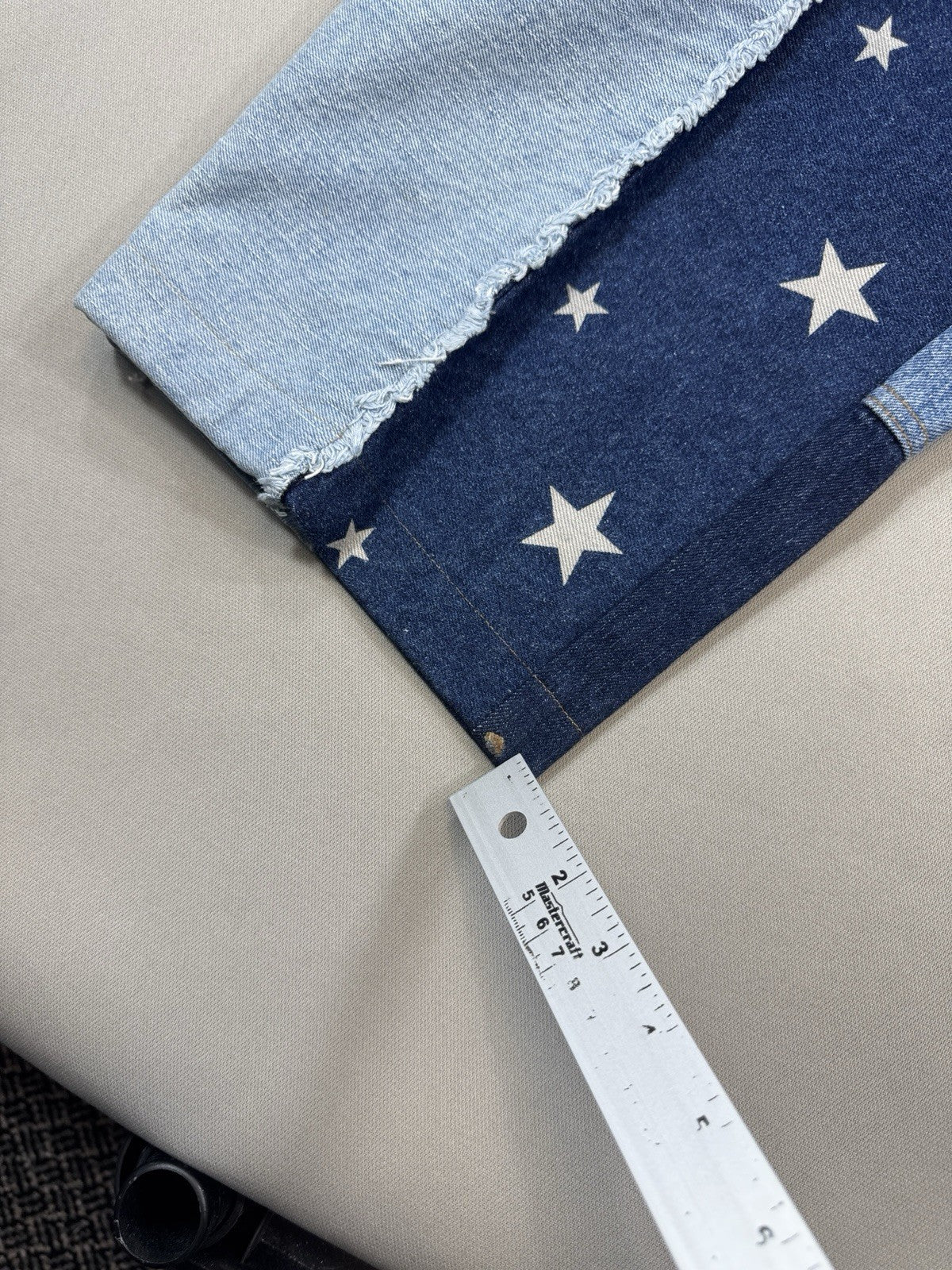 Vintage Baggy Y2K Jeans Mens 38x32 Blue Denim Patchwork USA Flag