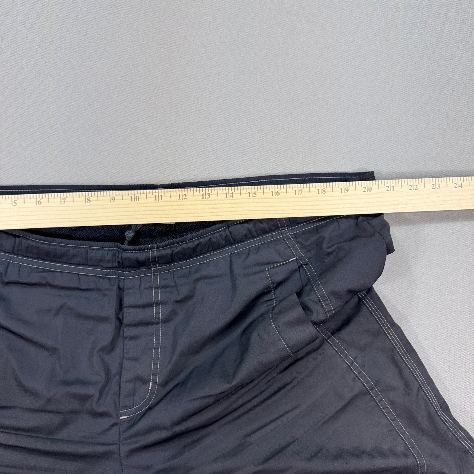 Vintage Nike Nylon Track Pants Wide Leg mens Large Windbreaker Drawstring Black