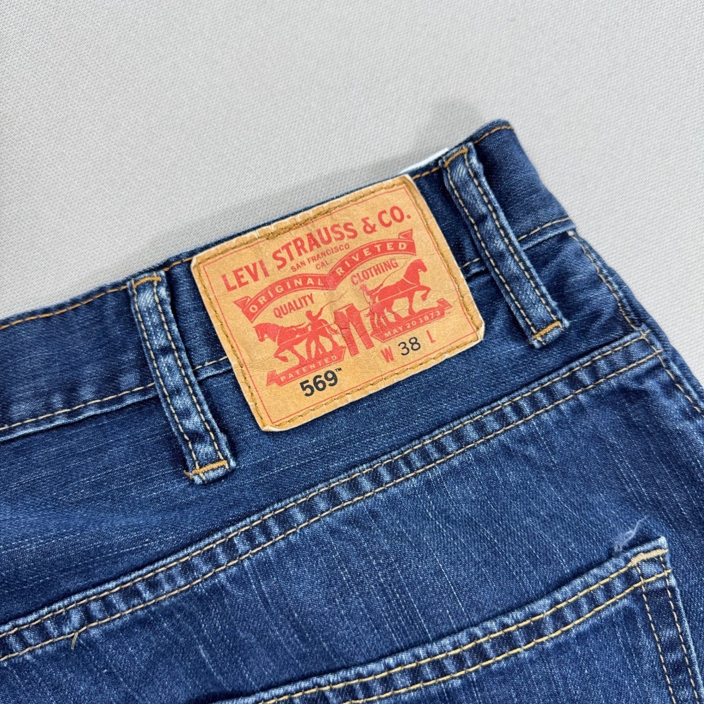 Levi's 569 Denim Shorts 2 Pcs mens W38 Blue Baggy Fit Distressed