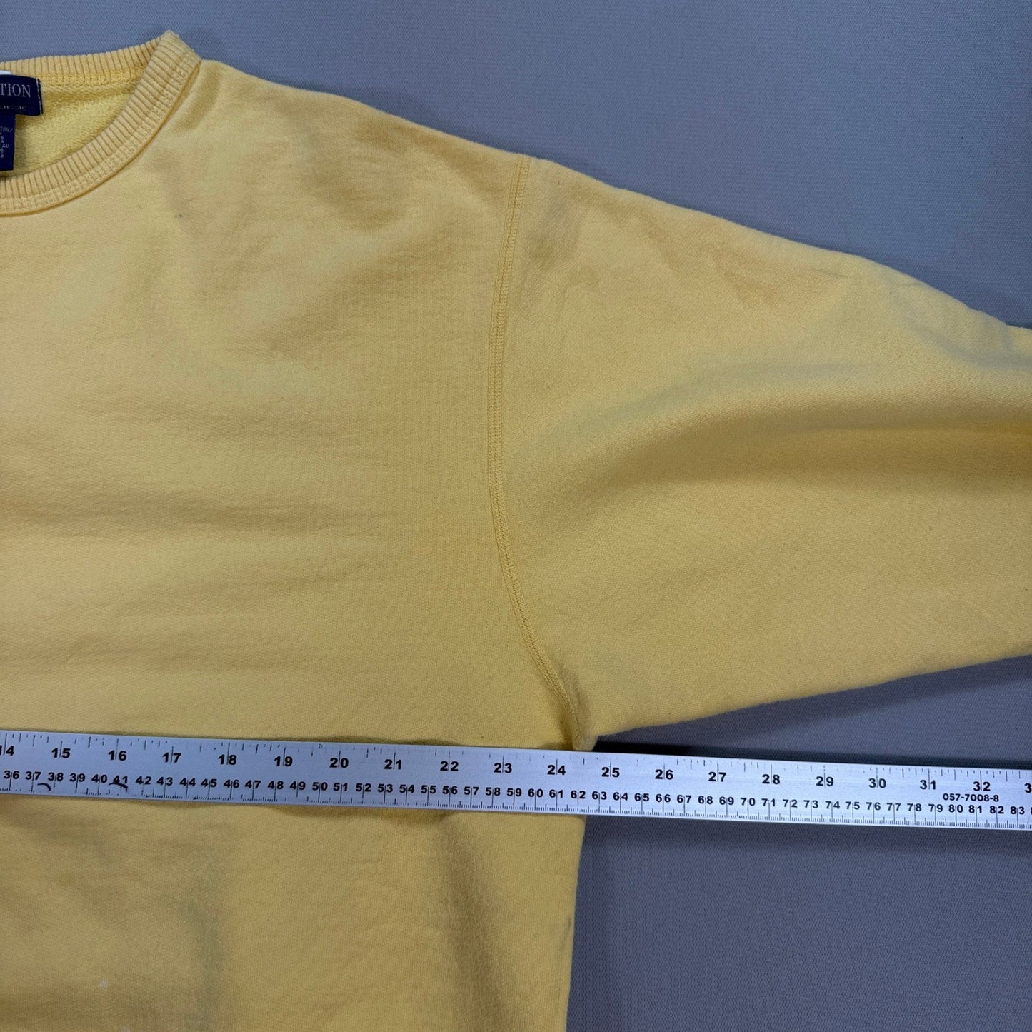 VTG BLANK Non Fiction Canadian Classic Sweatshirt mens Large Yellow Crewneck