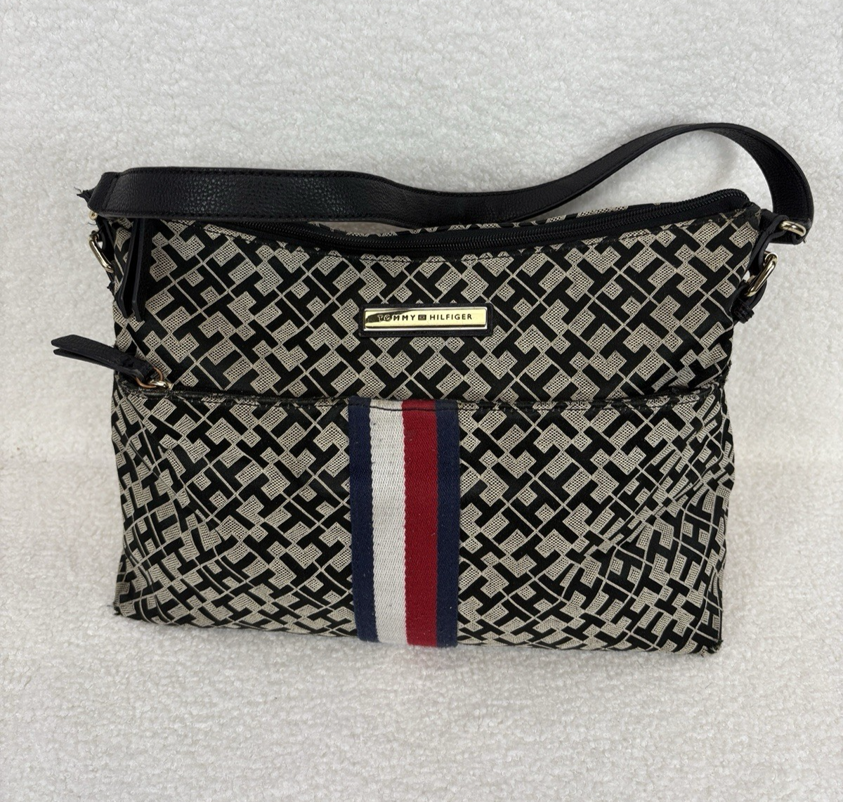 Tommy Hilfiger Mira Signature Logo Print Womens Shoulder Bag
