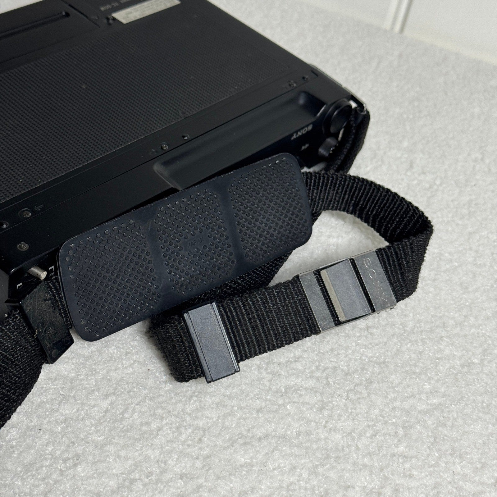 Sony TC-D5M Stereo Cassette Field Recorder Original strap For Parts