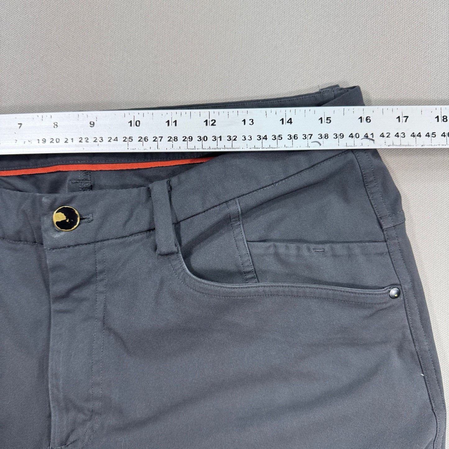 Lululemon ABC Pants Classic-Fit 5 Pocket Mens 32x32 Black Lightweight Warpstreme