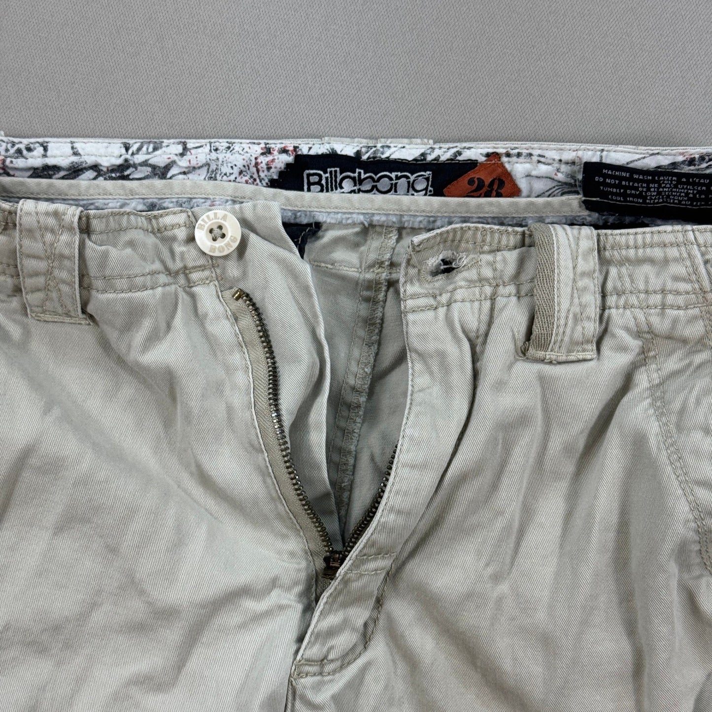 Rare Billabong Cargo Shorts mens Size 28 Beige Y2K 100% cotton