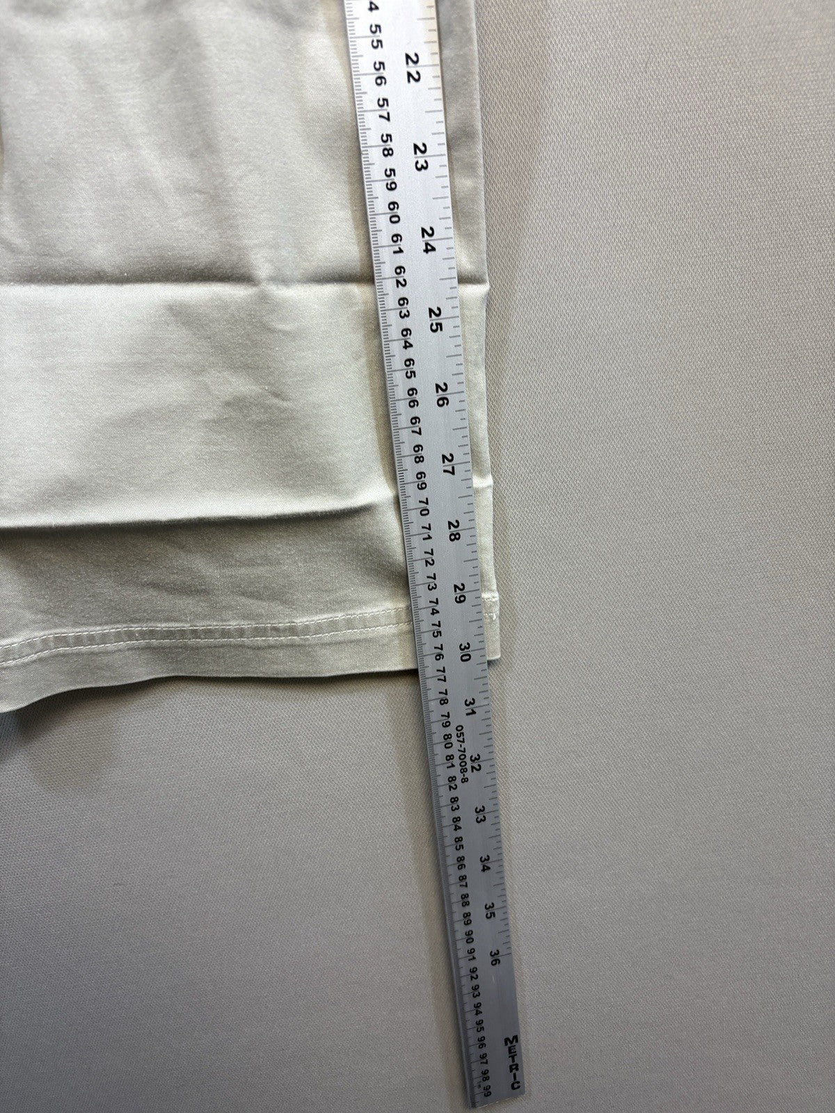 Columbia Womens Adjustable Cuffs Off White Capri Pants Cargo Pockets Size 12