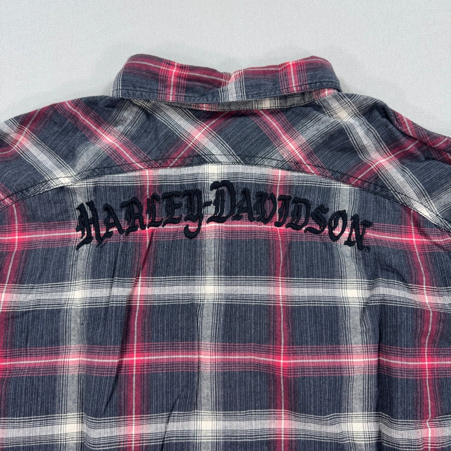 Harley Davidson Shirt Mens Large Gray Red Plaid Button Down Embroidered Spellout