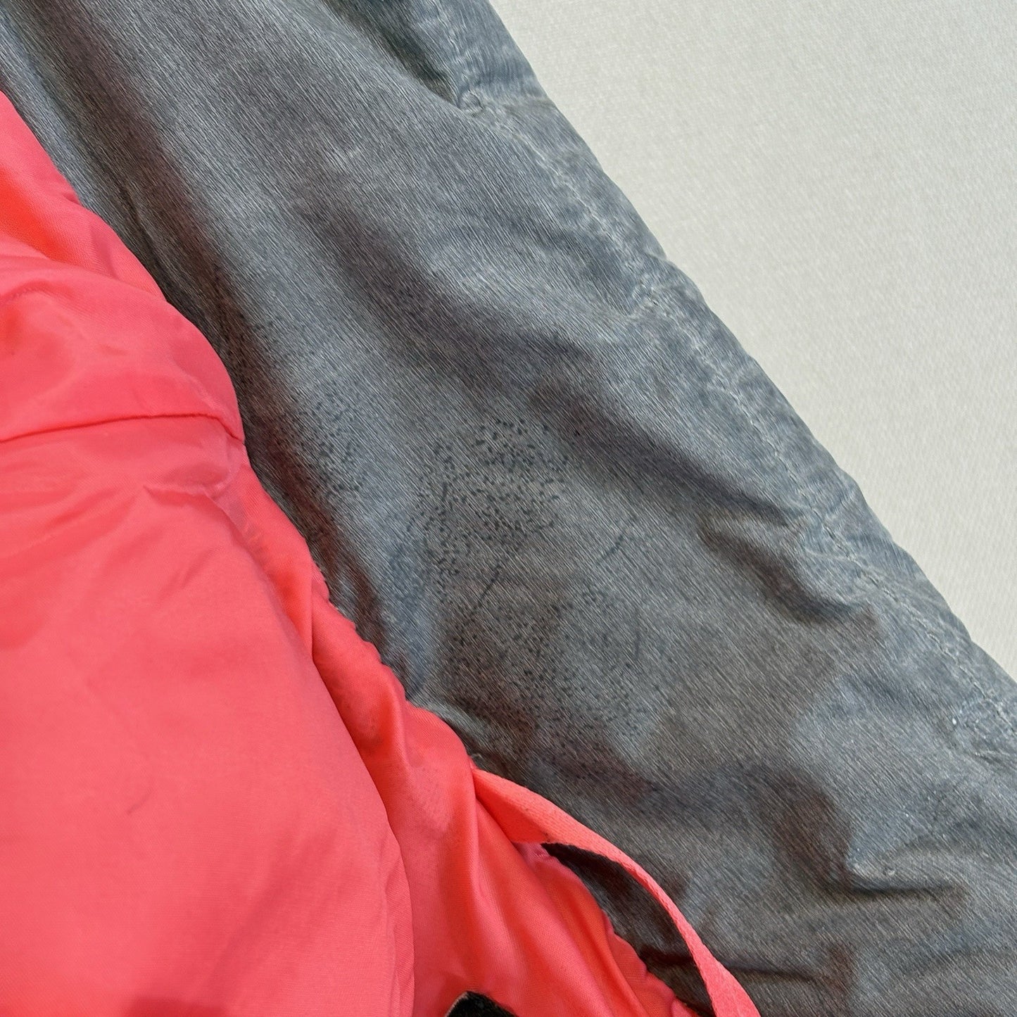 The North Face Womens Small Gray Down Puffer Jacket Hooded Zip-Up Insulated Coat