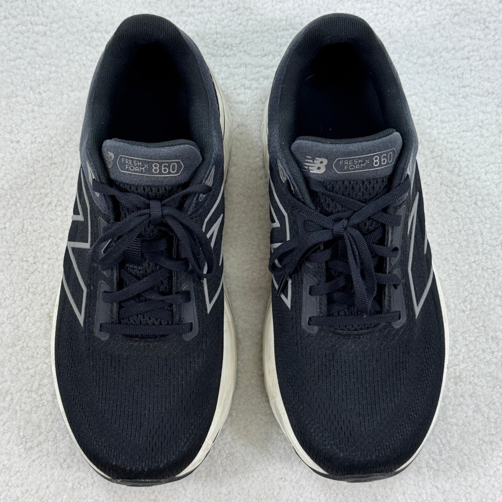 New Balance Fresh Foam M860K14 Running Shoes Womens Size 10 2E Black Sneakers