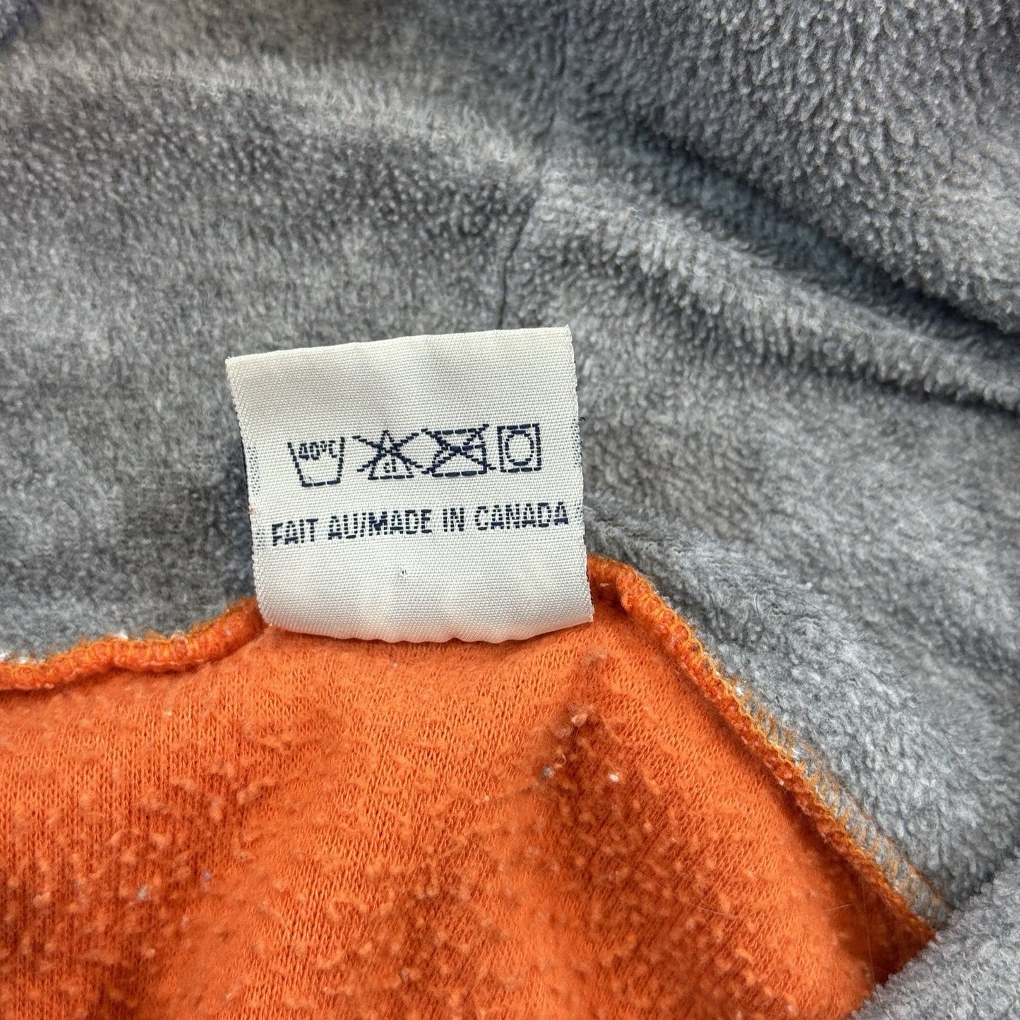 Vintage Gap Hoodie mens Small Orange Spell Out Pullover Fleece Made In Canada