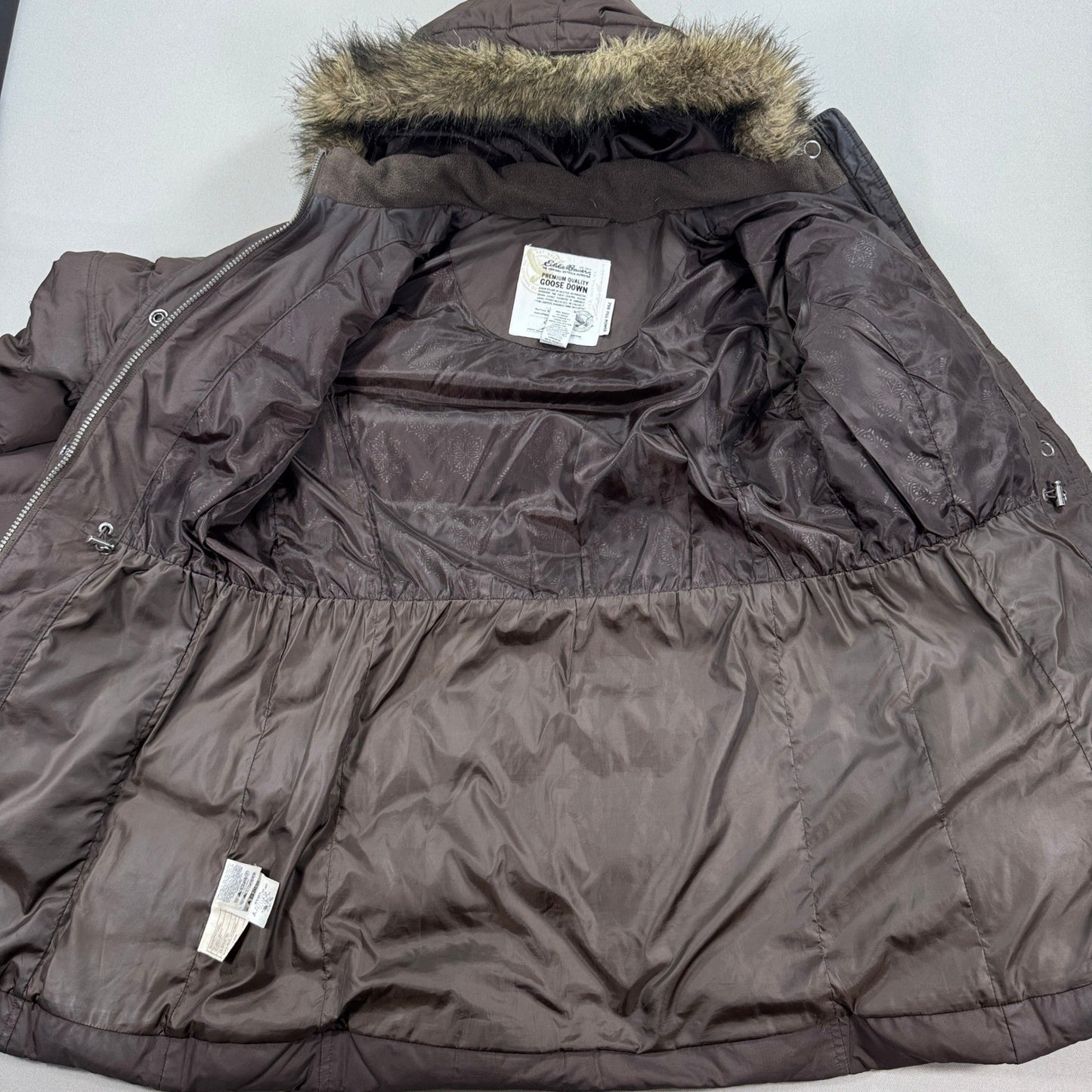 Eddie Bauer Goose Down Womens Coat Medium Fur Hood Cozy Zip & Snap Buttons