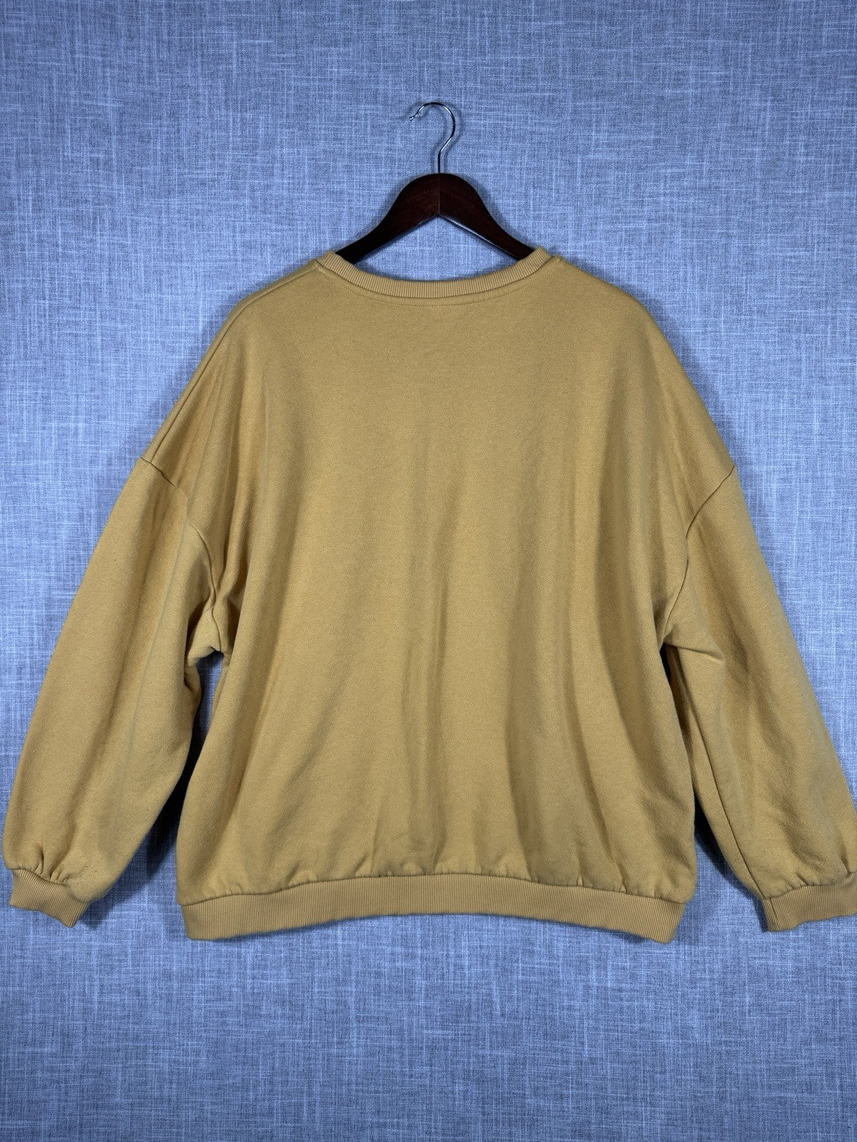 Vintage Ford Mustang Racing mens Pullover Sweater Yellow XL