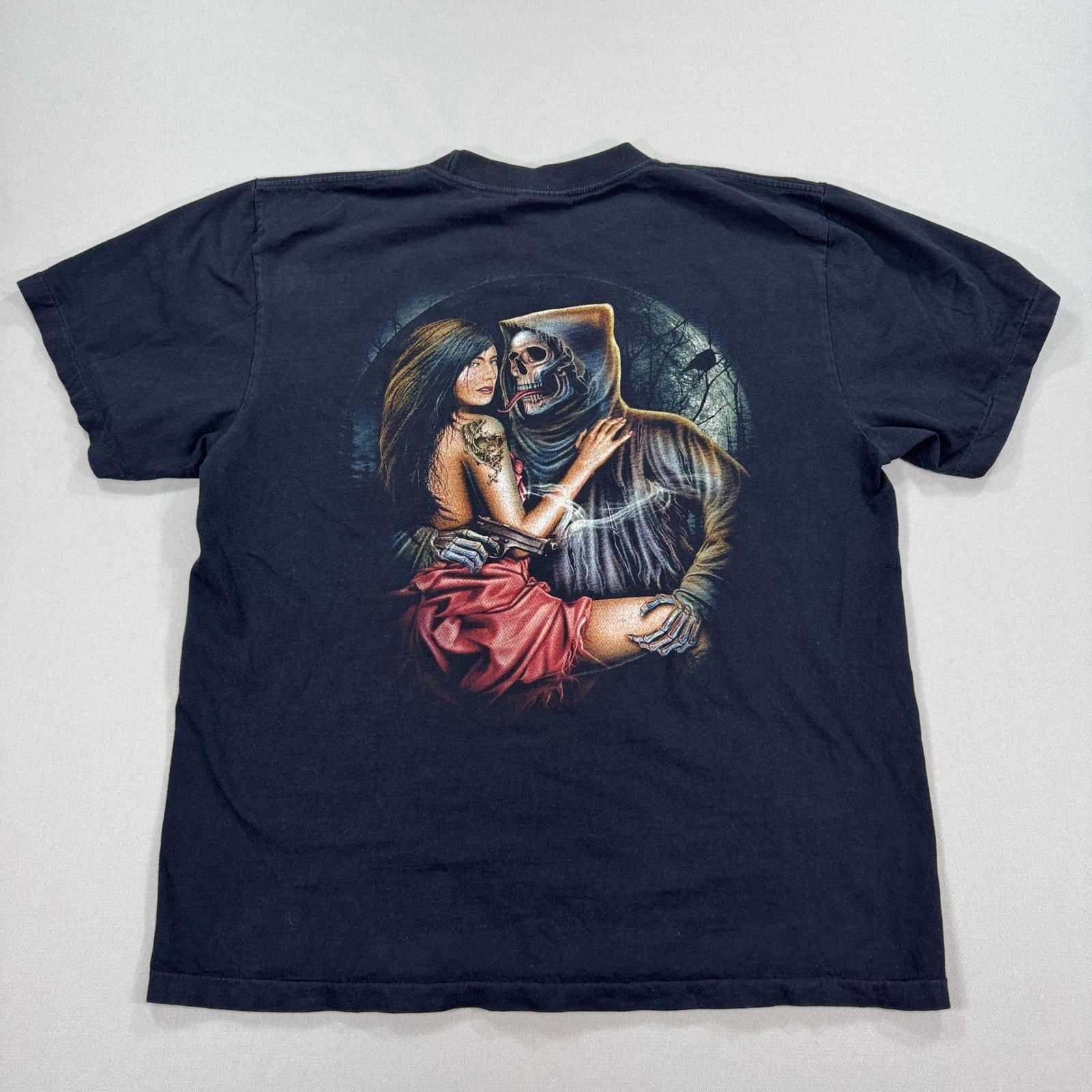 VTG 90's Grunge T-Shirt Gothic Skeleton Skulls With Lady mens XL Single Stitch