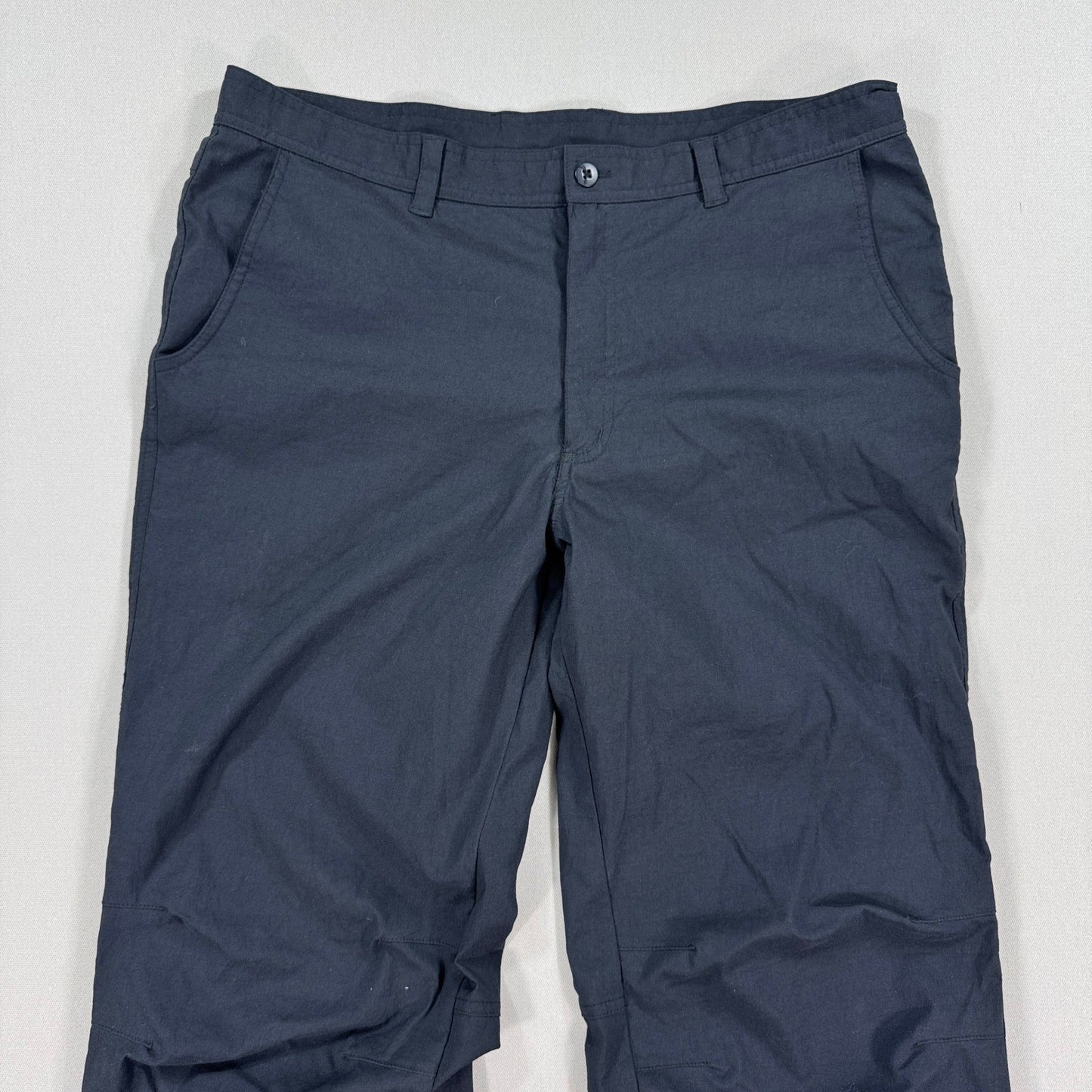 Mountain Equipment Co-op Hiking Pants Mens Size 36 Black Straight Leg Canada MEC