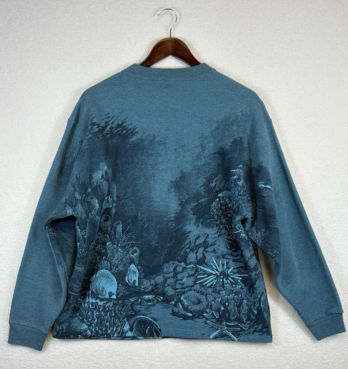 vtg 90s DOLPHIN ALL-OVER PRINT T-Shirt L hawaii nature ocean beach embroidered