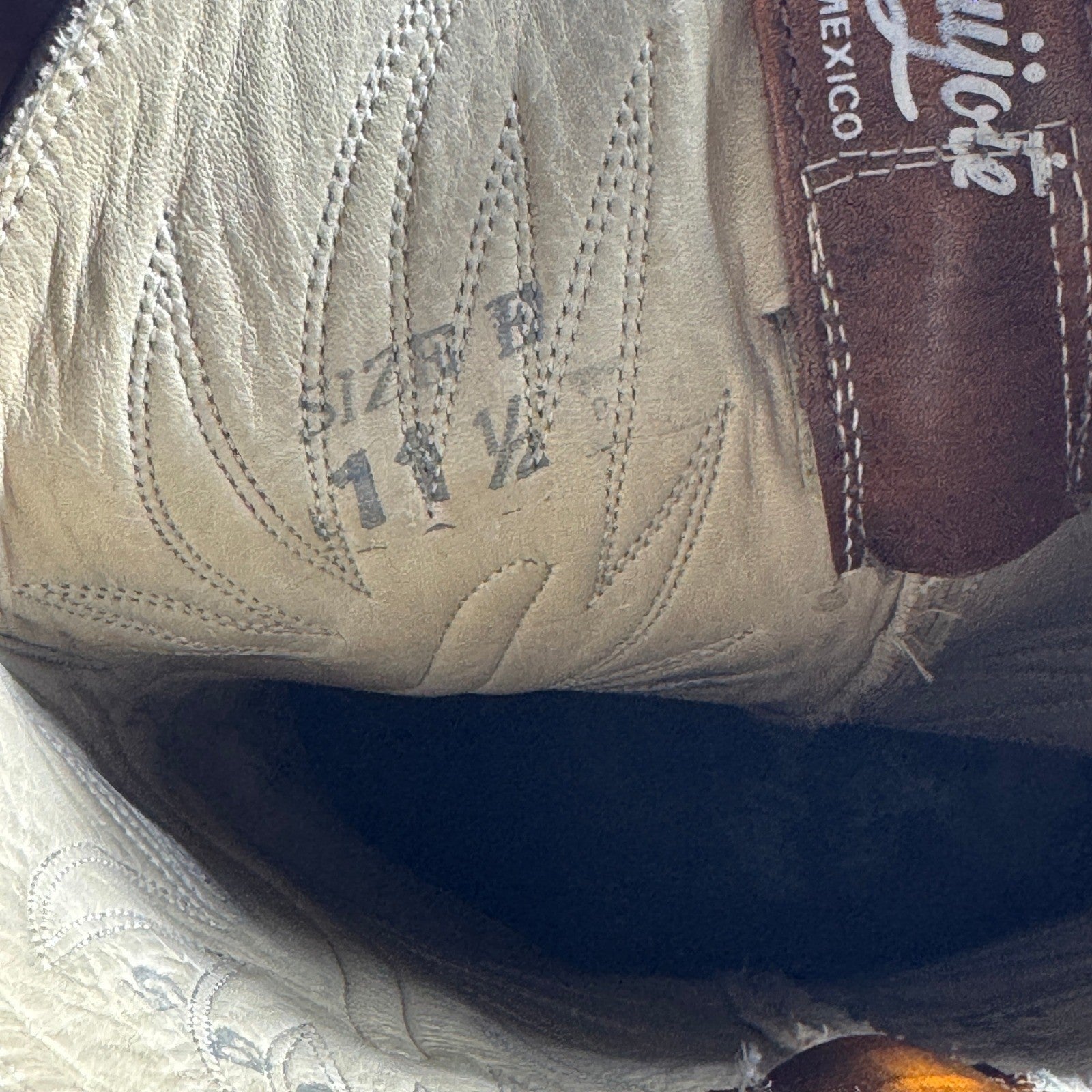 Don Quijote Cowboy Boots mens Size 11.5 Brown Leather Pointed Cut Out