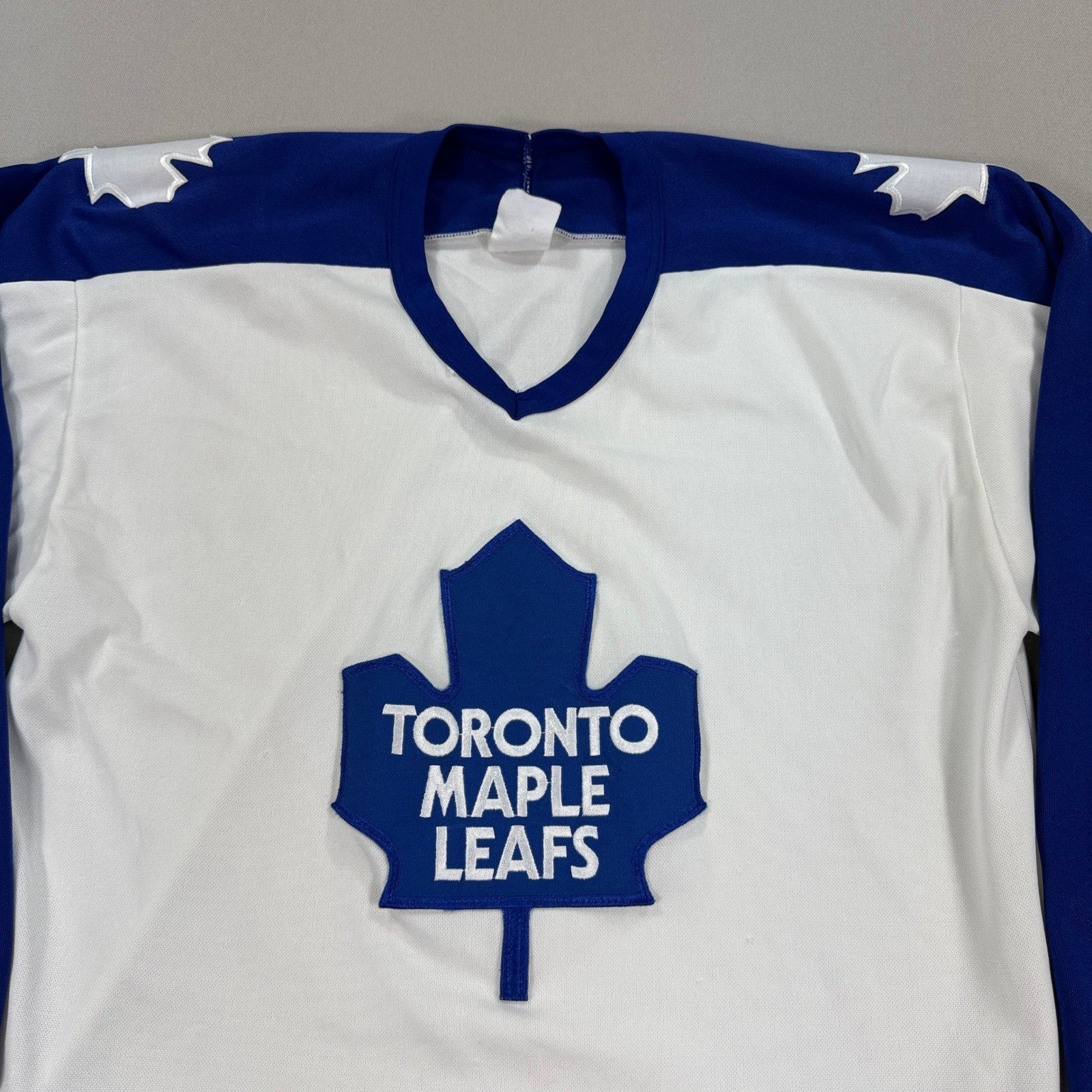 VTG Toronto Maple Leafs CCM Hockey Jersey mens Large Blue White NHL Classic