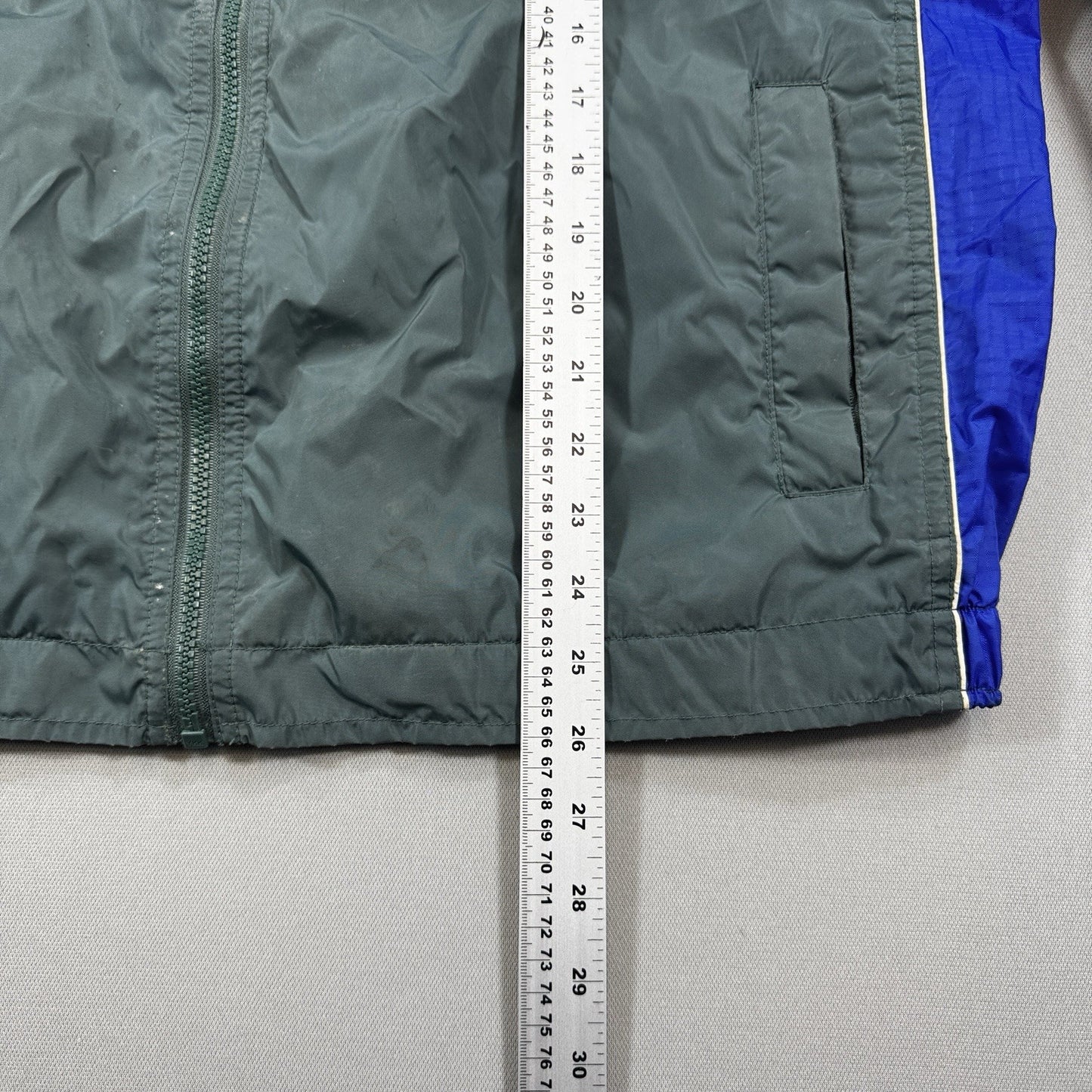 Vintage 90s Nike Windbreaker Jacket XL(18-20) Green Full Zip Athletic