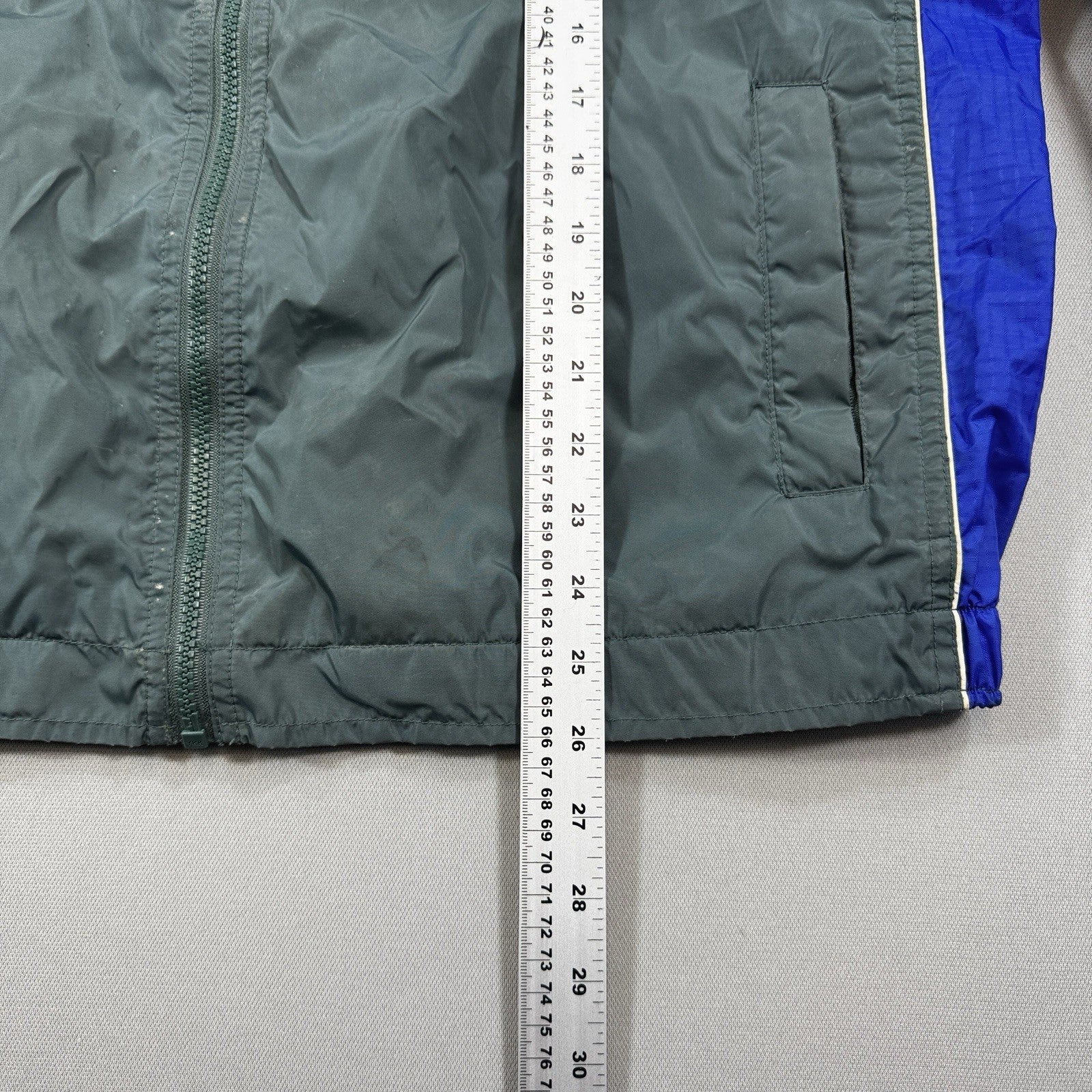 Vintage 90s Nike Windbreaker Jacket XL(18-20) Green Full Zip Athletic