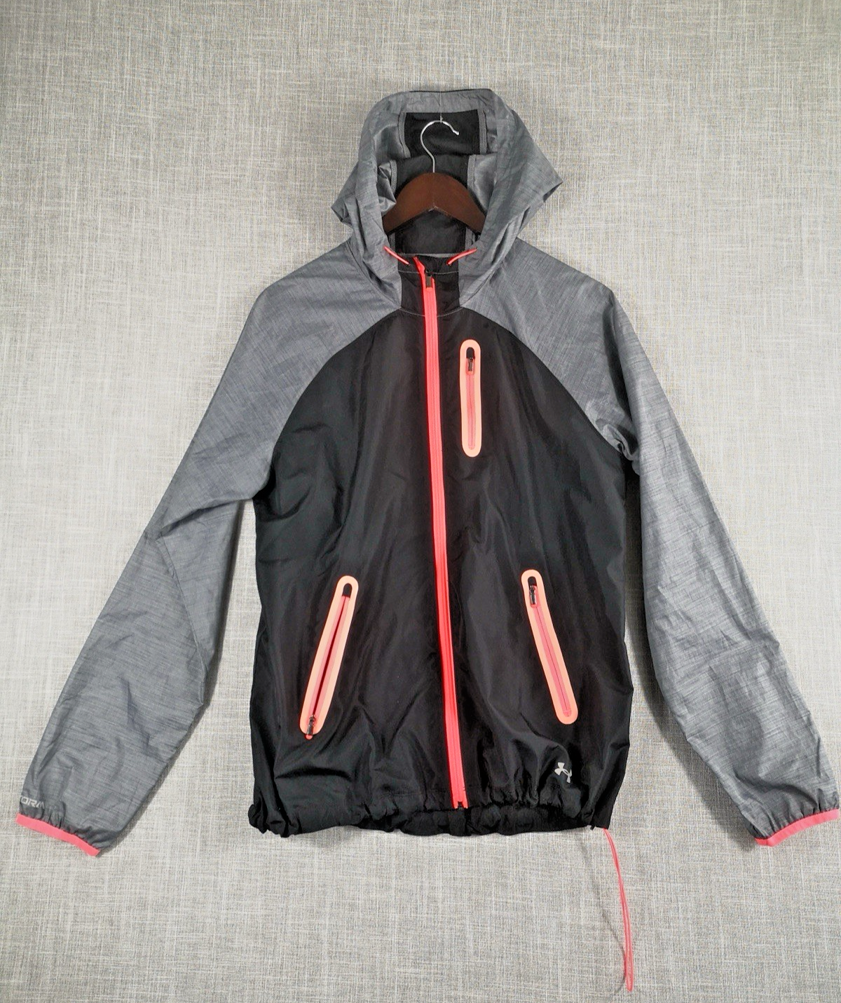 Under Armour Hooded Windbreaker Jacket Fitted All Season Gear Womens Large