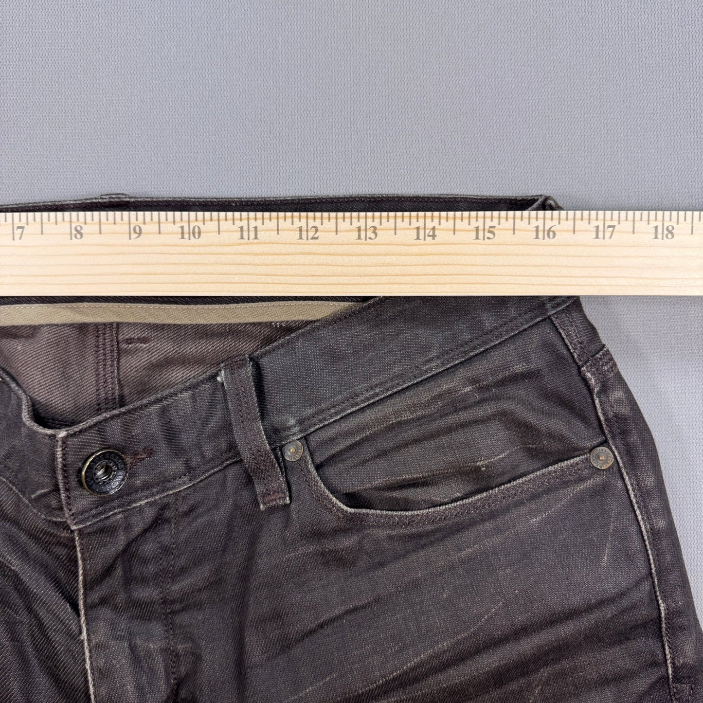 GUESS Jeans Lincoln Slim Straight mens Size 34 Brown Distressed Straight Leg