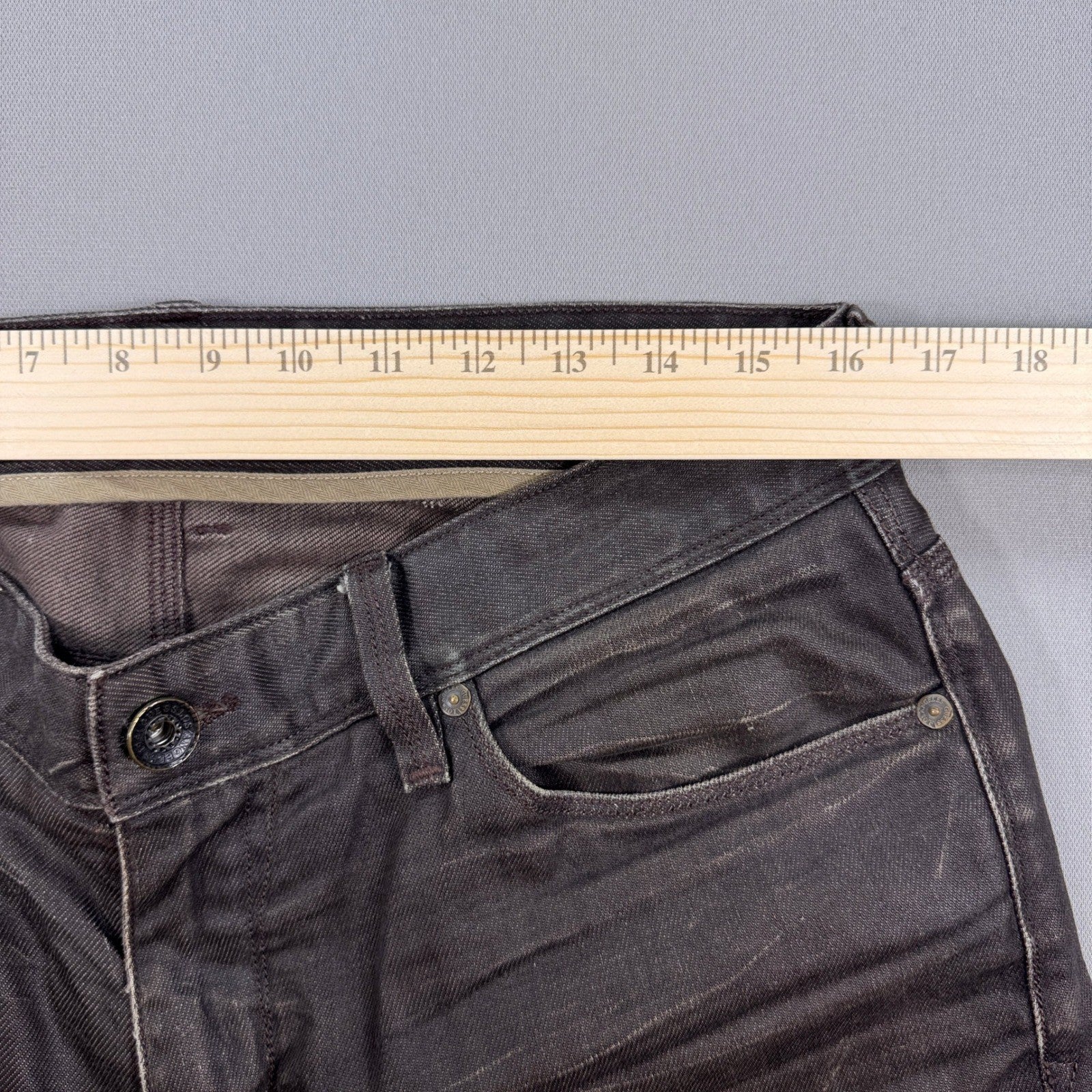 GUESS Jeans Lincoln Slim Straight mens Size 34 Brown Distressed Straight Leg