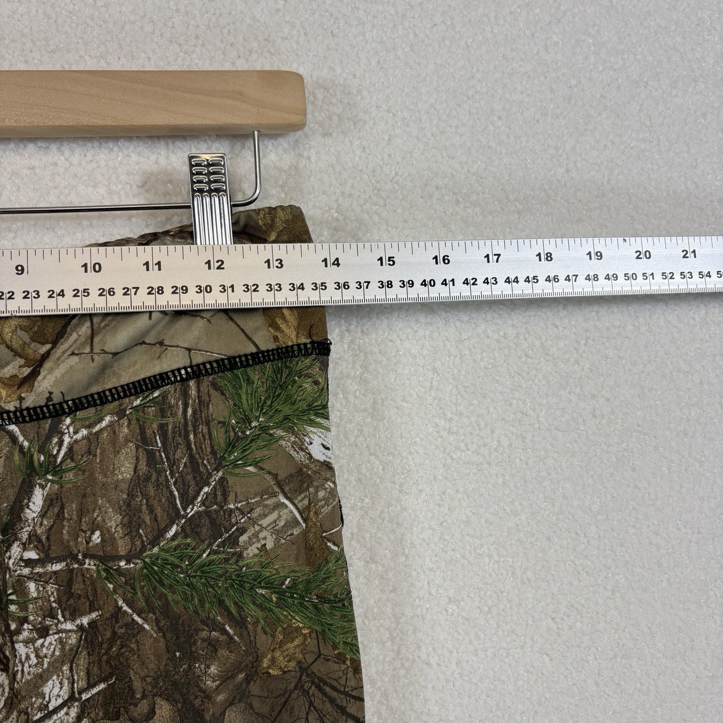 Under Armour Mens Medium Fitted Hunting Pants Realtree Camo