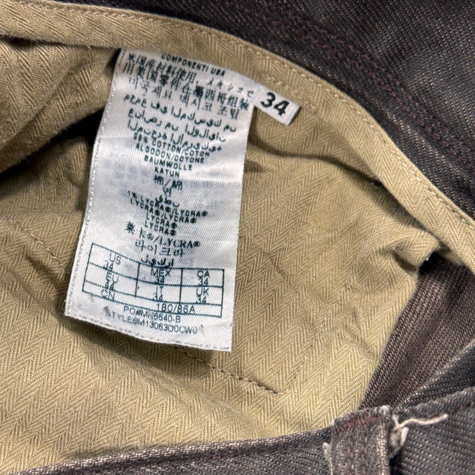 GUESS Jeans Lincoln Slim Straight mens Size 34 Brown Distressed Straight Leg